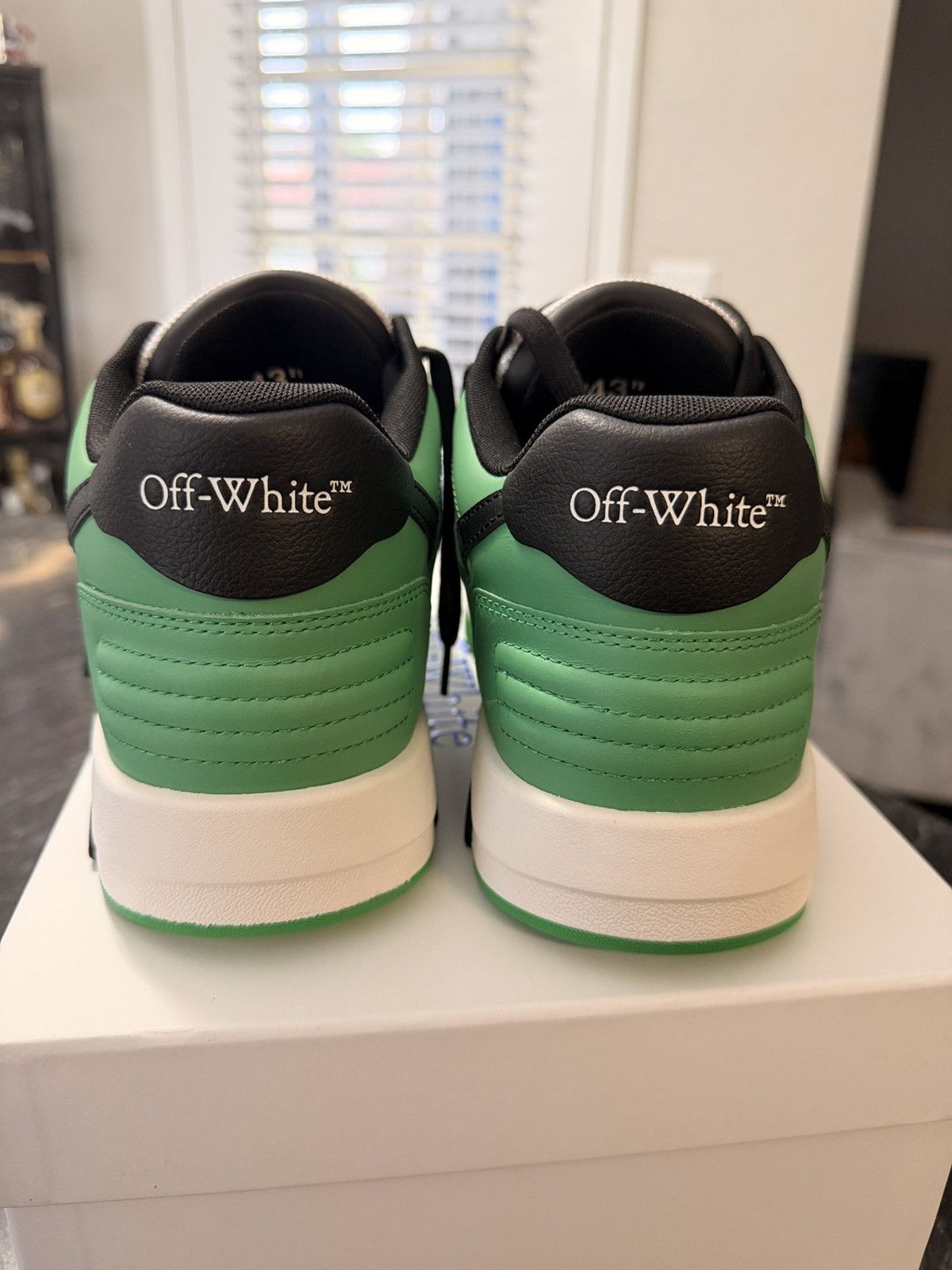 Off-White Off white- Out of Office Low Top Sneaker size:43 green Size US 10 / EU 43 - 6 Thumbnail