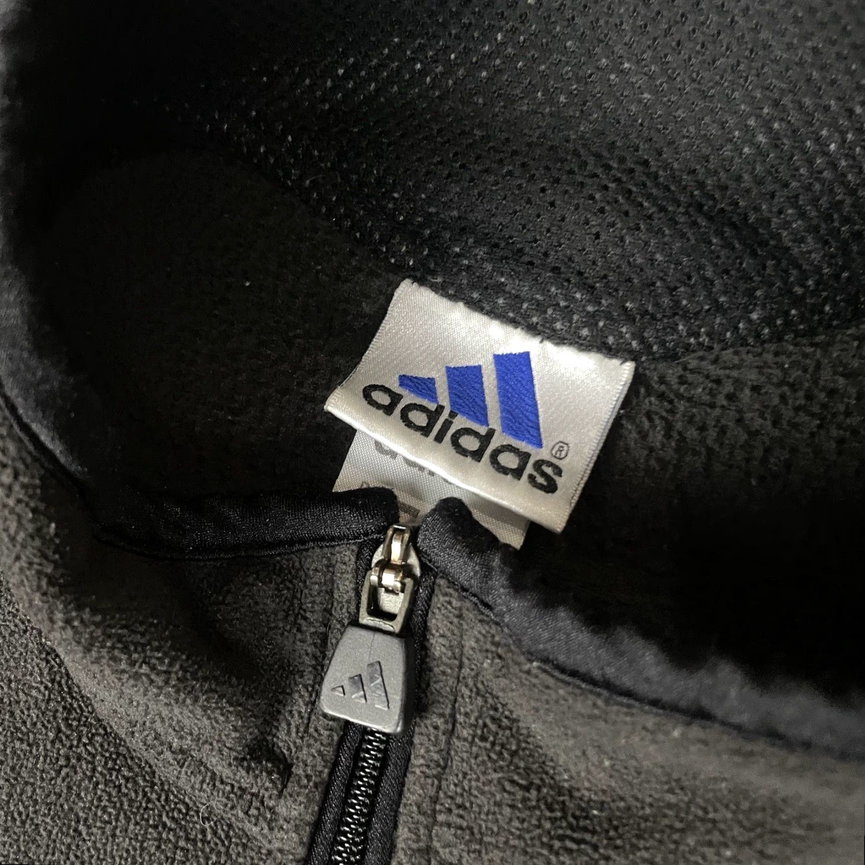 Adidas VINTAGE Adidas Sweatshirt Mens XL Black Embroidered Logo Pullover Crew Neck Cotton Polyester Fleece All Seasons Size US XL / EU 56 / 4 - 6 Thumbnail