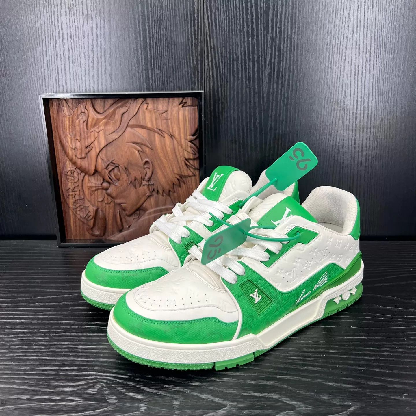 Louis Vuitton LV Trainer White Green Embossed 7.5/41.5 Like New Size US 8.5 / EU 41-42 - 1 Thumbnail