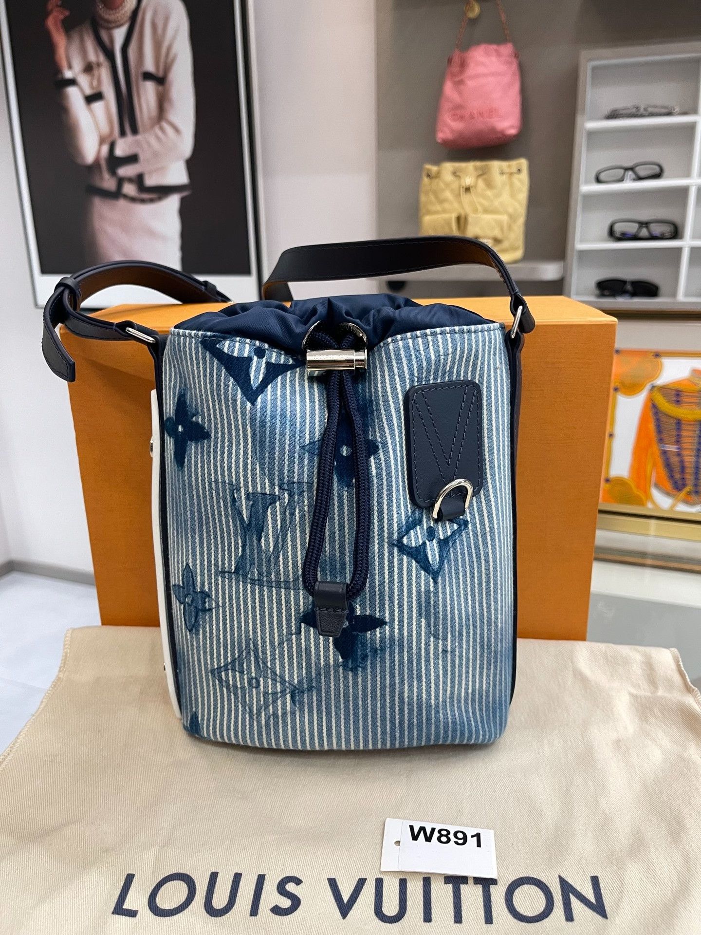 Louis Vuitton Pre-loved Bag Very good condition Size ONE SIZE - 1 Thumbnail