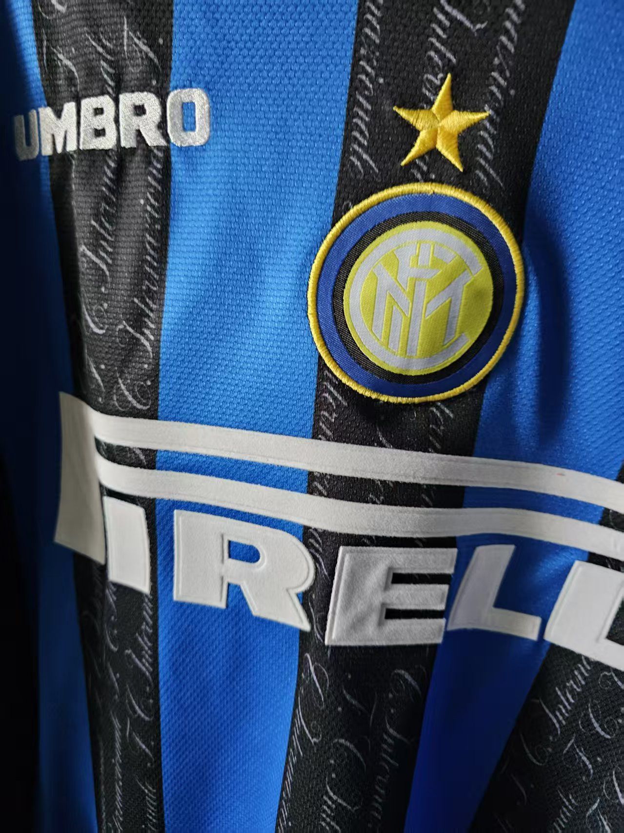Other 1997 1998 Inter Milan Soccer Jersey Size US S / EU 44-46 / 1 - 2 Thumbnail