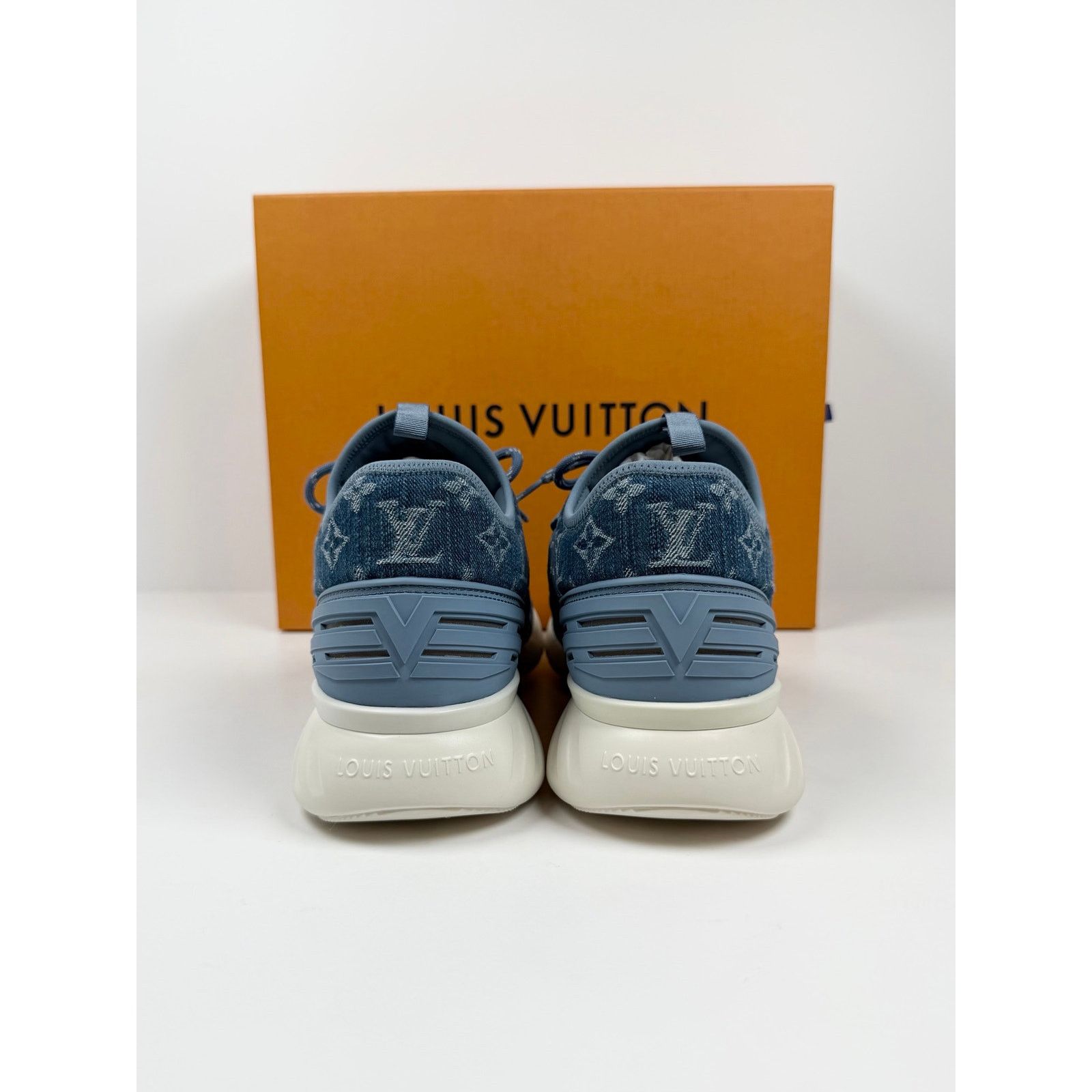 Louis Vuitton Size 7LV/8US - Louis Vuitton Denim Fastlane Sneakers NEW Size US 8 / EU 41 - 4 Thumbnail