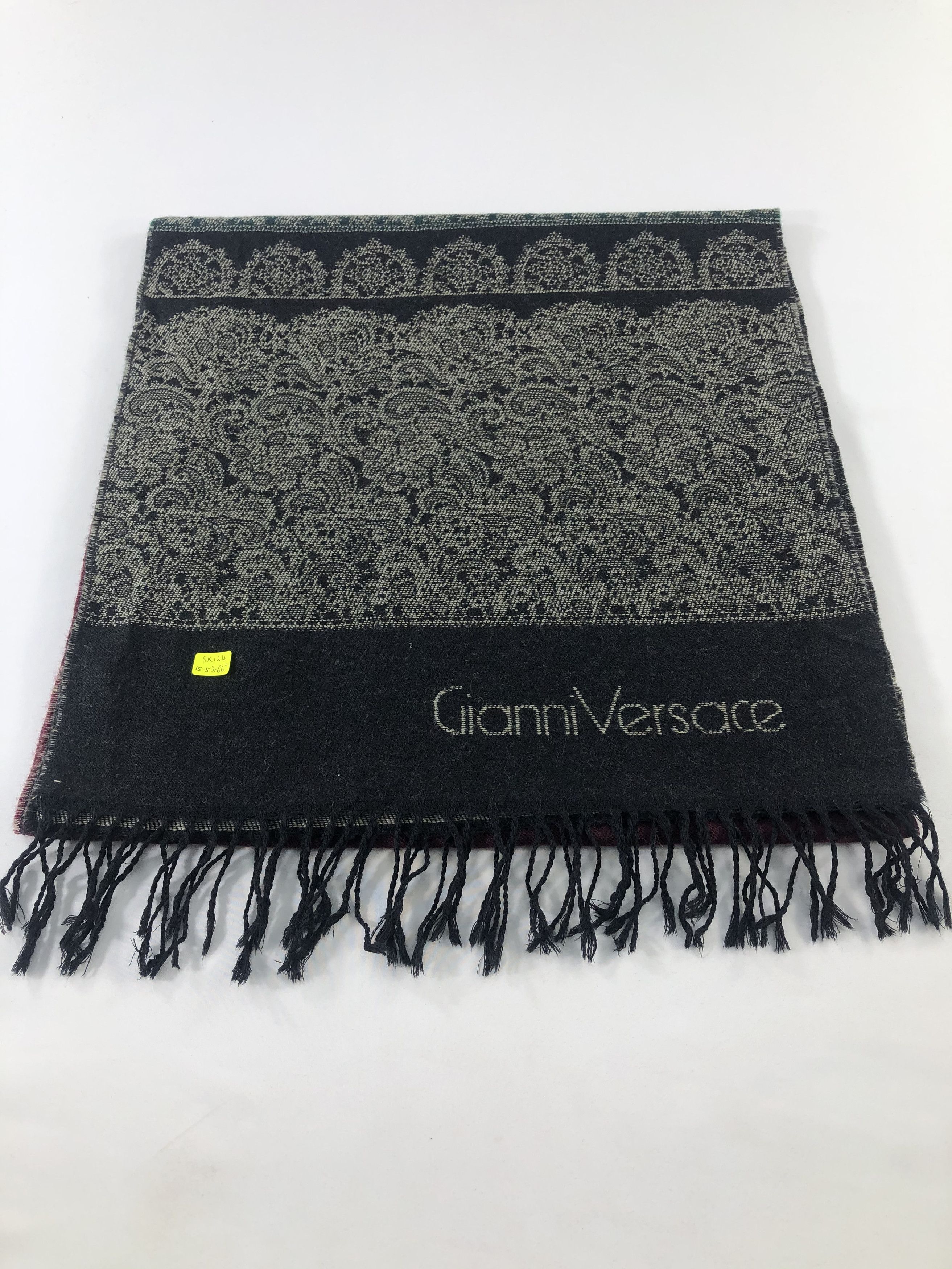 Versace Gianni Versace Scarf / Muffler / Neckwear Size ONE SIZE - 3 Thumbnail