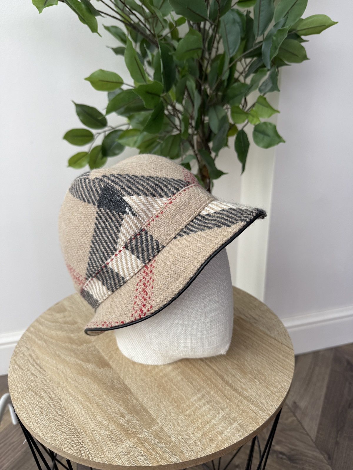 Burberry Vintage Burberry Bucket Hat Wool Leather Trim Nova Check Size ONE SIZE - 7 Thumbnail