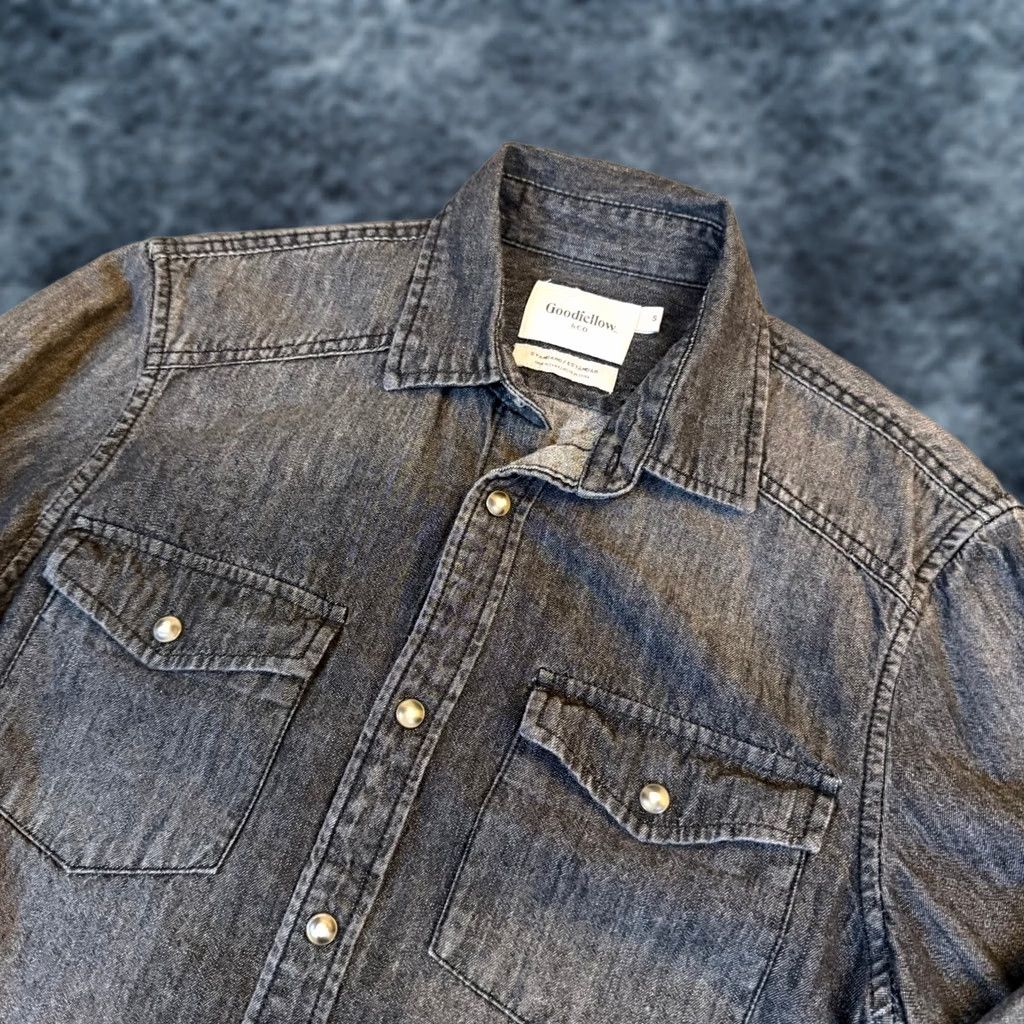 Vintage Goodfellow & Co Denim Shirt Mens Small Gray Black Snap Front Western Casual Size US S / EU 44-46 / 1 - 1 Thumbnail