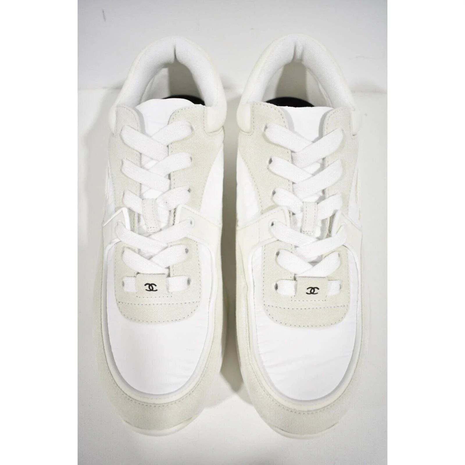 Chanel REV Classic Suede CC Lace Up Flat Runner Trainer Sneaker 37 Size US 7 / IT 37 - 7 Thumbnail