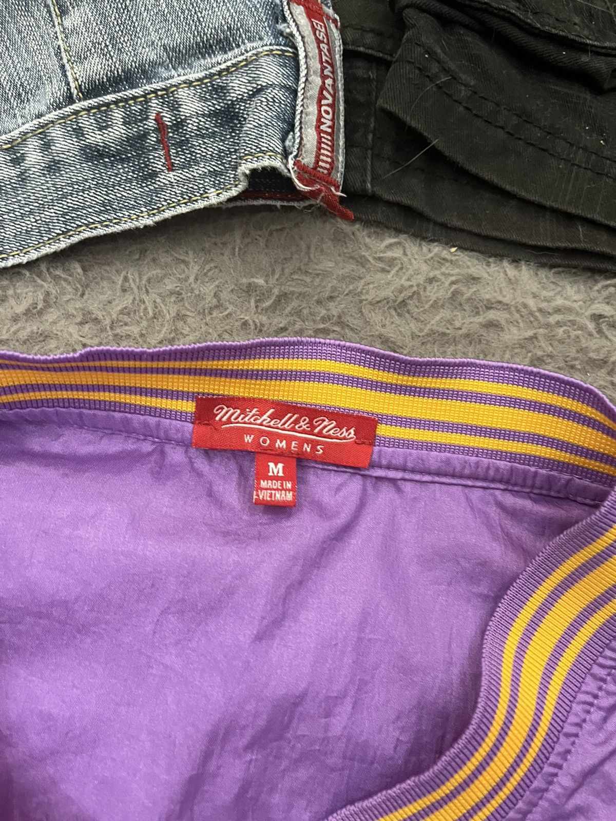 NBA × Vintage Jersey Lakers NBA Basketball 🏀 Vintage 90s athlete gym USA🇺🇸 Size L / US 10 / IT 46 - 7 Thumbnail