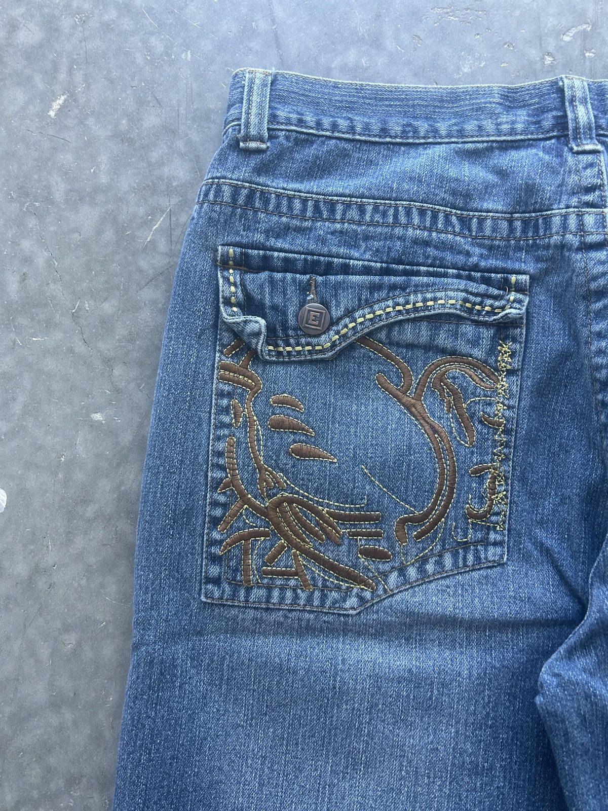 Vintage Vintage Y2K Emcee Baggy Jean Shorts Embroidered Size US 35 - 2 Thumbnail