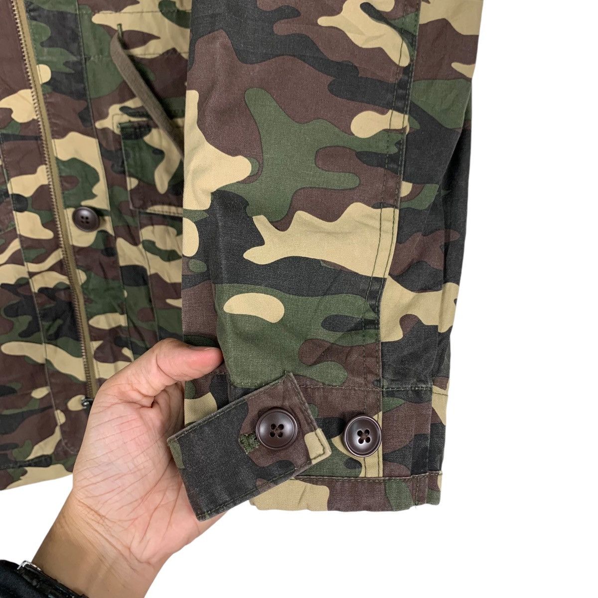 Japanese Brand AZUL MOUSSY Camo Jacket Military Army Fashion #1216-C55 Size US L / EU 52-54 / 3 - 13 Thumbnail