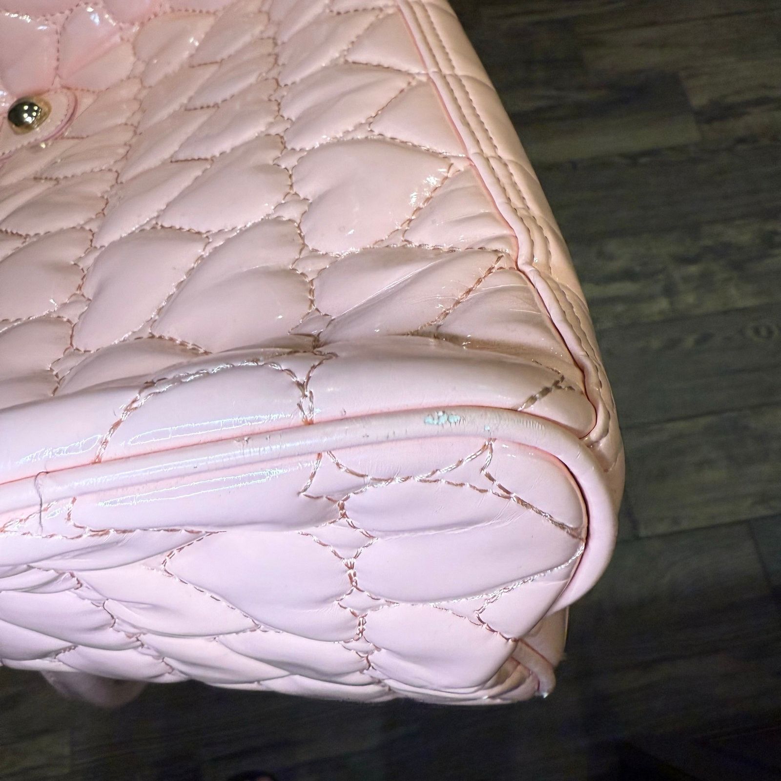 Betsey Johnson Betsey Johnson Pink Quilted Heart Handbag Size ONE SIZE - 13 Thumbnail