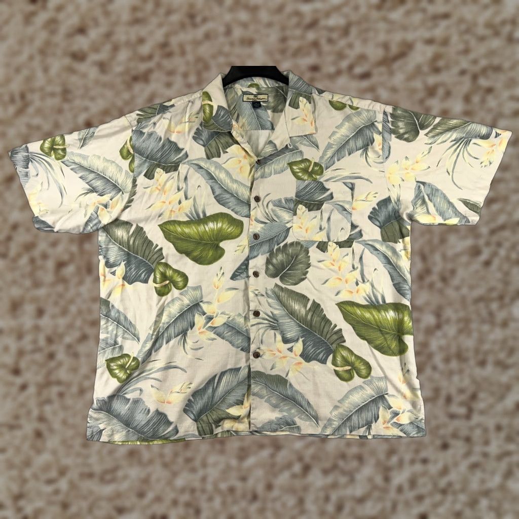 Tommy Bahama Tommy Bahama Shirt Men XL Beige Floral Silk Button-Up Hawaiian Camp Hawaiian Resort Floral Beach Aloha Men XL Beige Silk Button-Up Size US XL / EU 56 / 4 - 1 Thumbnail