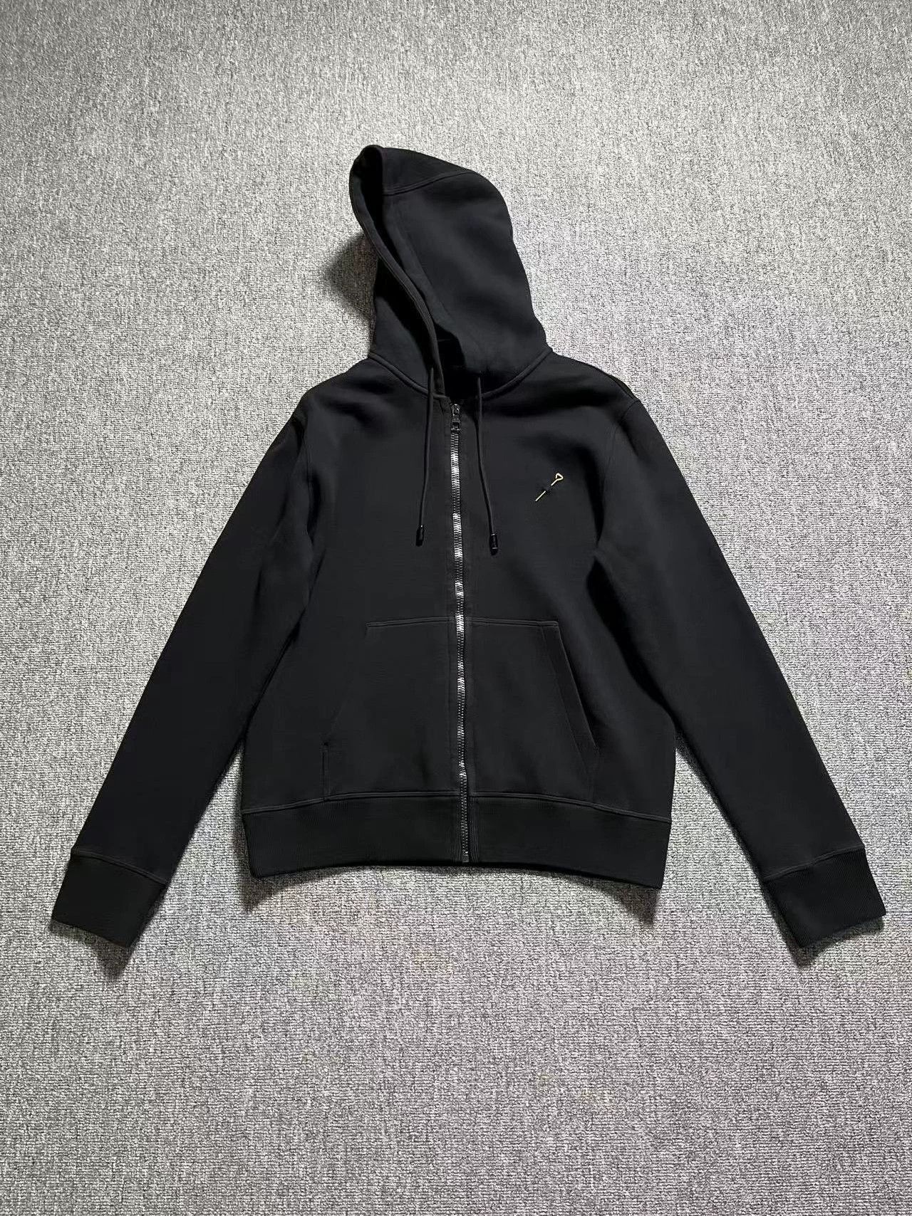 Louis Vuitton Black Zip-Up Hoodie with Front Pocket Size US L / EU 52-54 / 3 - 1 Thumbnail