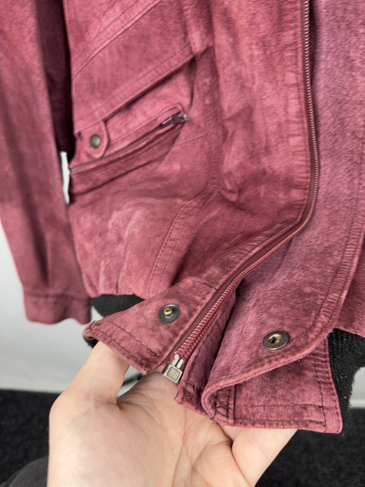 Japanese Brand Vintage 90s Retro Oversized Burgundy Suede Leather Bomber Size US L / EU 52-54 / 3 - 19 Thumbnail