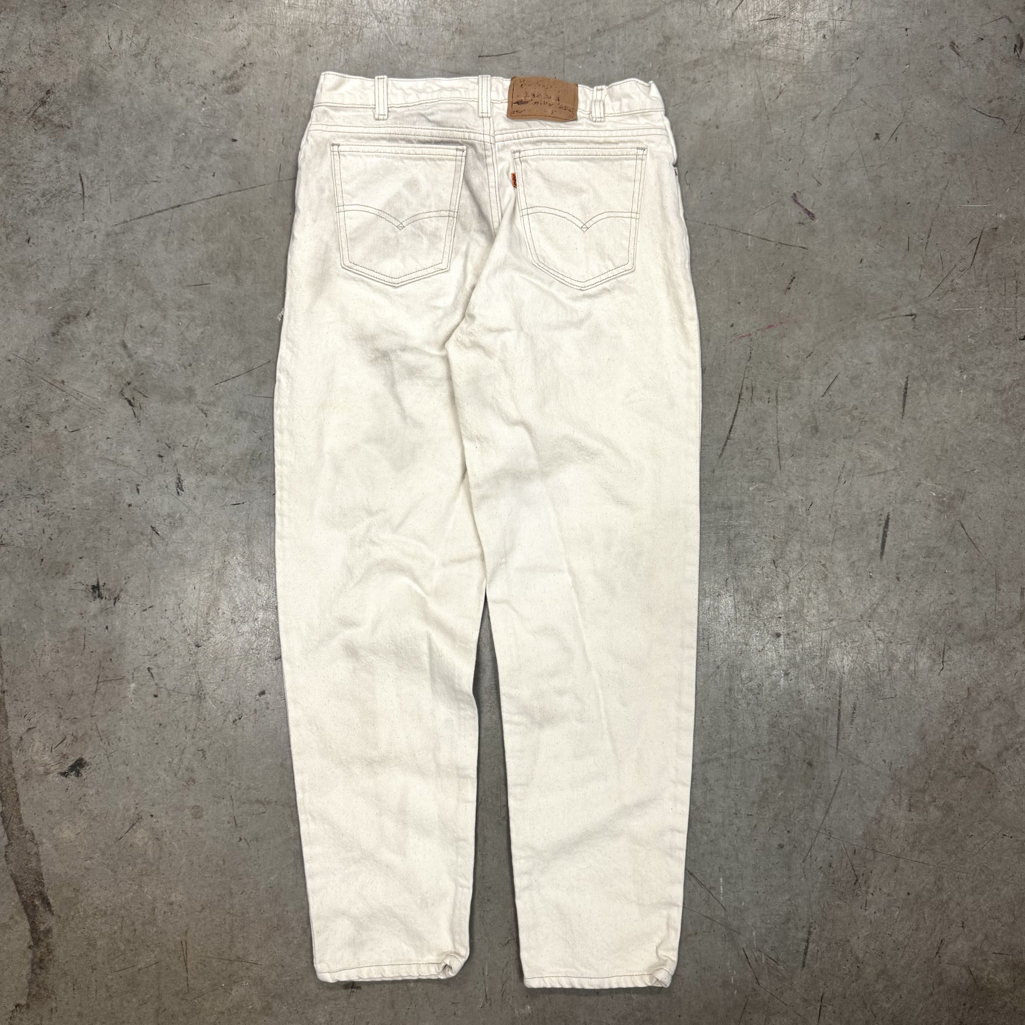 Levi's × Levi's Vintage Clothing × Vintage VTG 80s Levi's Orange Tab Ivory 550 Denim Jeans Tapered Fit Size US 33 - 1 Thumbnail