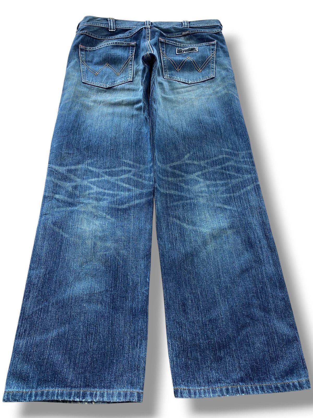 Wrangler Wrangler Faded Blue Wash Whiskered Straight Leg Style Jeans Size US 36 / EU 52 - 3 Thumbnail