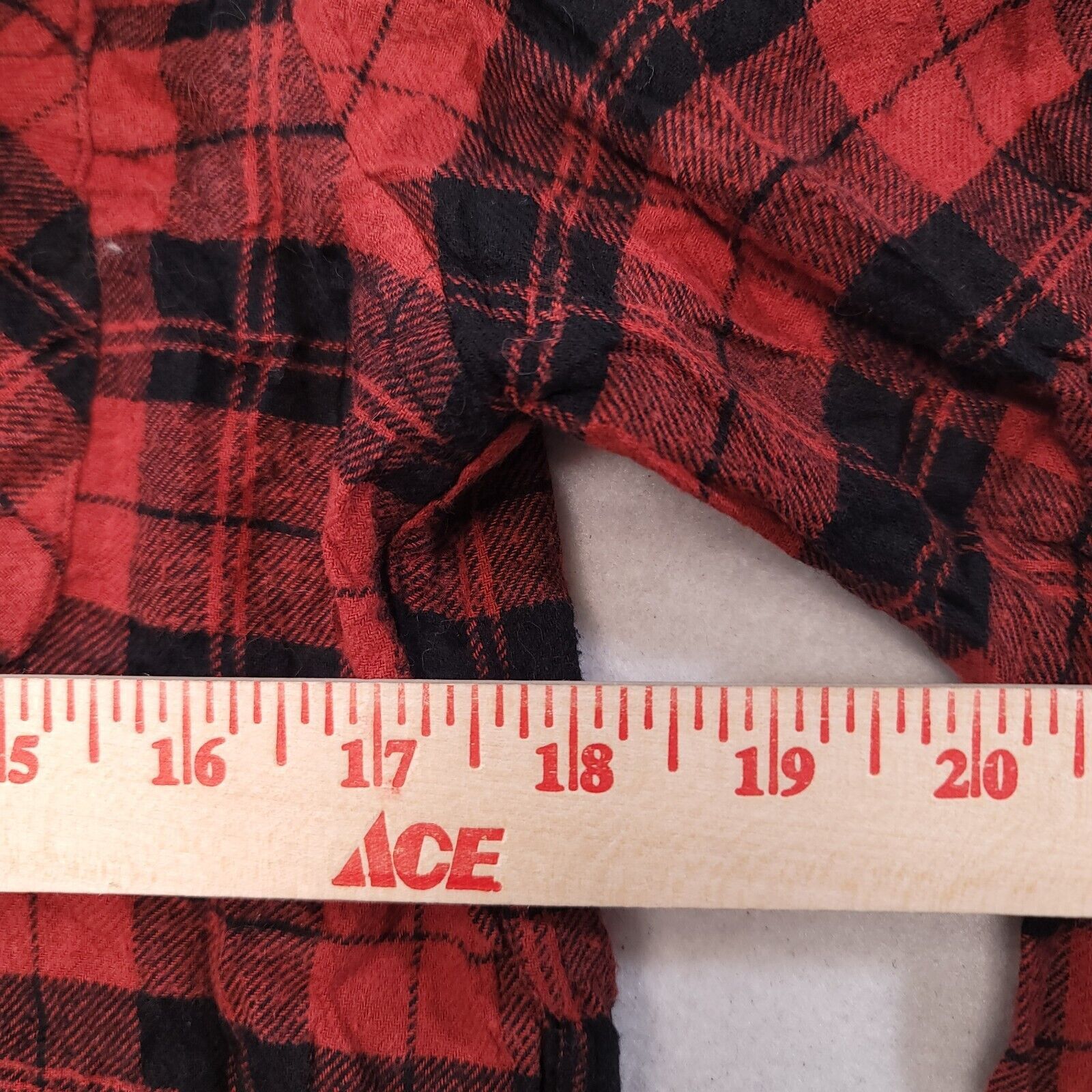 Mossimo Mossimo Tartan Flannel Button Up Shirt Mens Size M Red Black Size US M / EU 48-50 / 2 - 8 Thumbnail