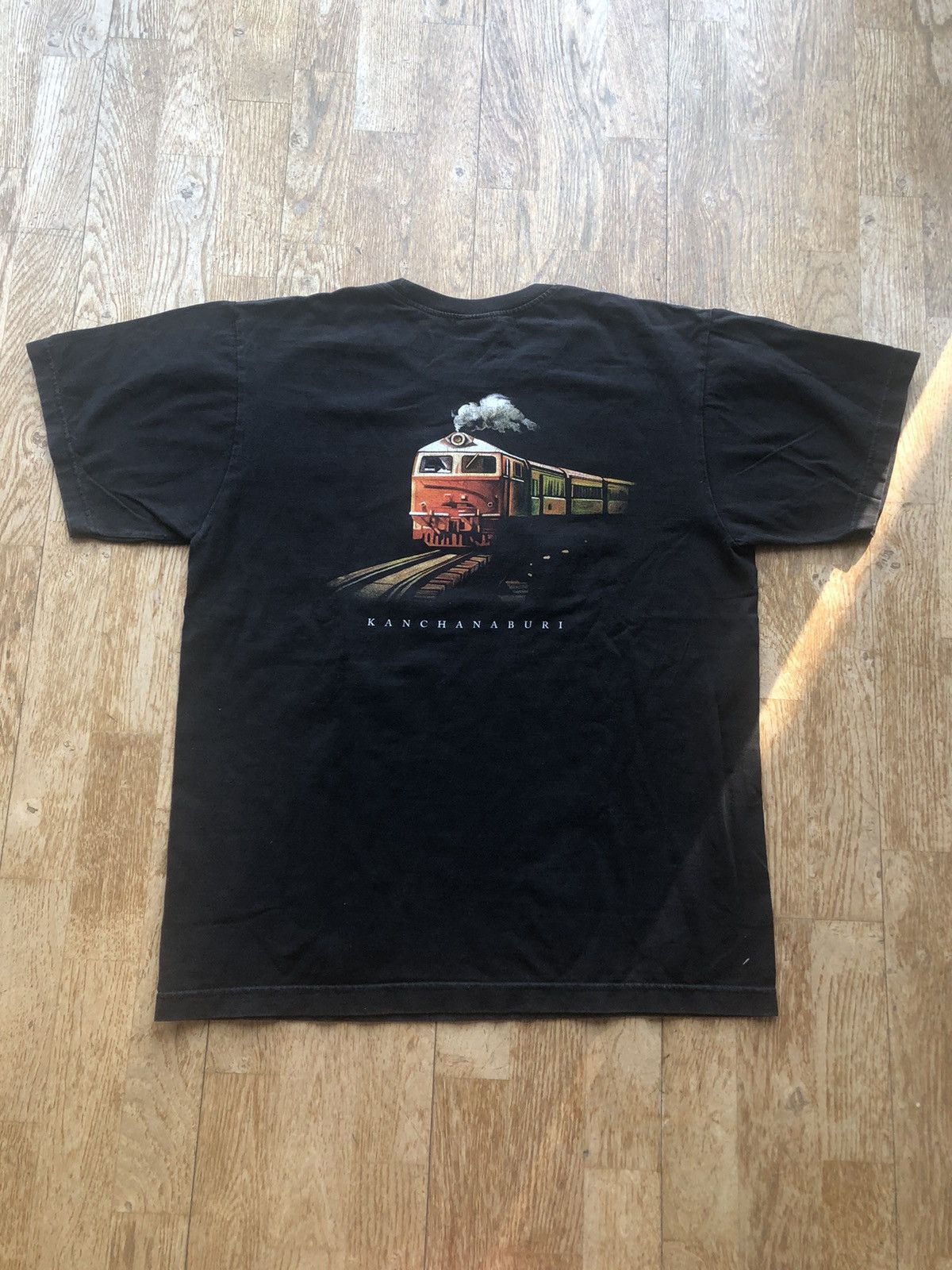 Other × Vintage KANCHANABURI WW2 RARE VINTAGE THAILAND TEE SHIRT Size US L / EU 52-54 / 3 - 2 Thumbnail
