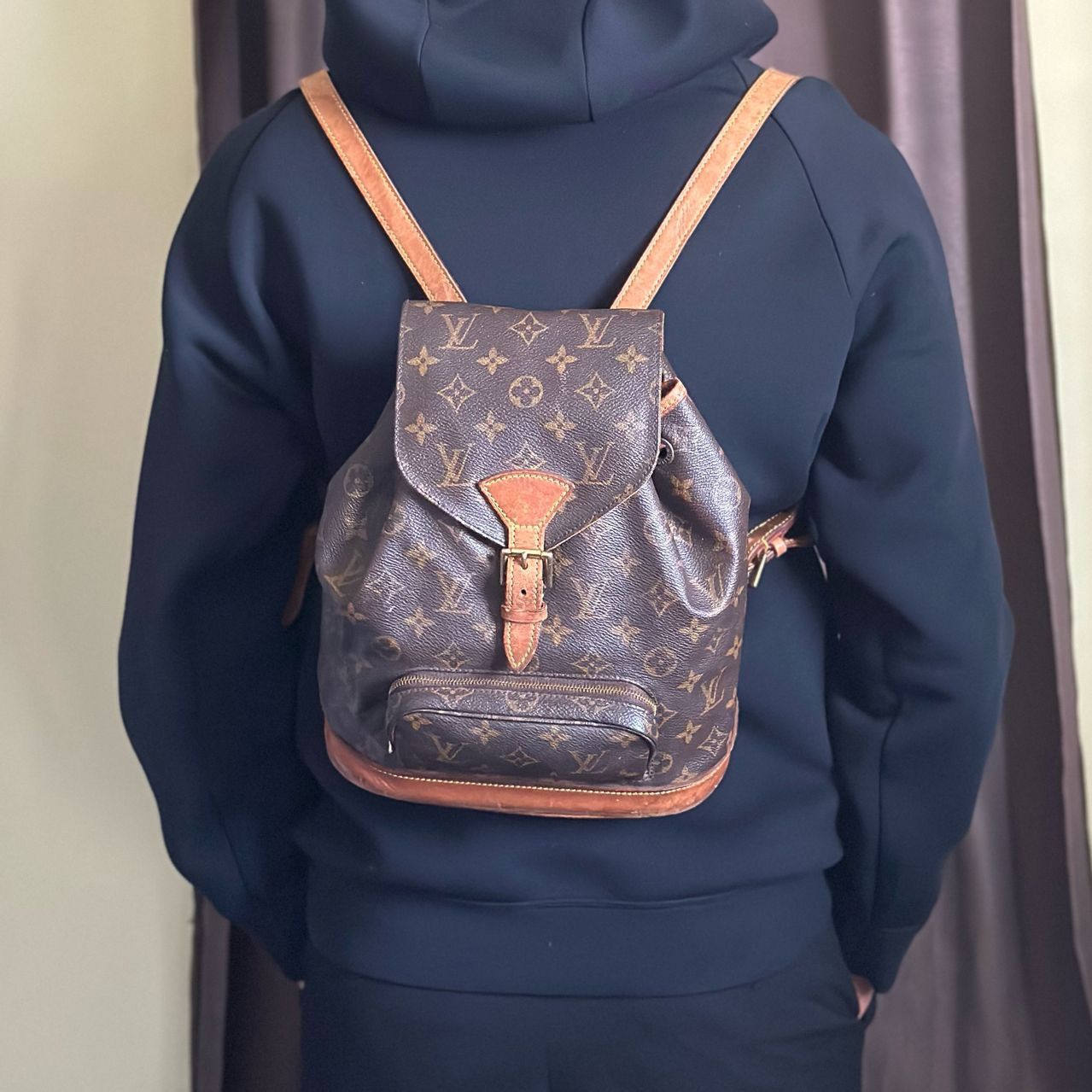 Louis Vuitton 1998 Louis Vuitton Montsouris MM monogram  display picture 3