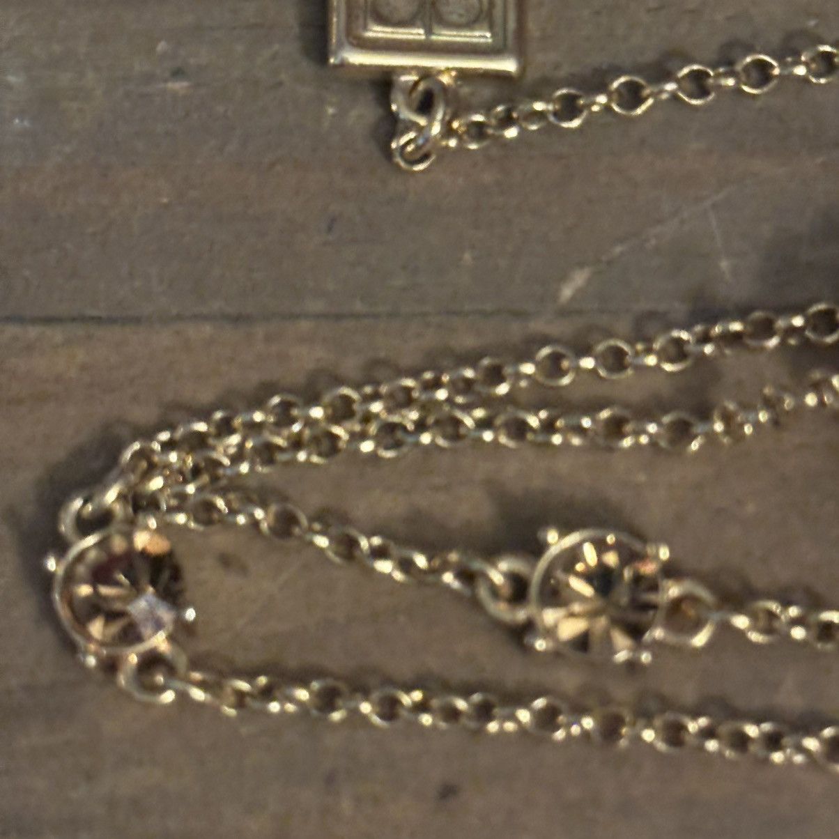 Other Liz Claiborne long gold tone station amber bead necklace Size ONE SIZE - 3 Thumbnail