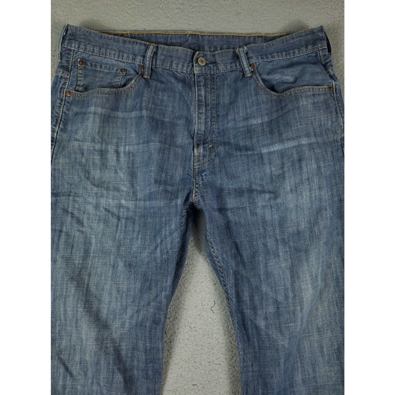 Levi's VINTAGE Levi's 569 Jeans Mens Size 38x28 Blue Straight Fit Denim Pants Size US 38 / EU 54 - 2 Thumbnail