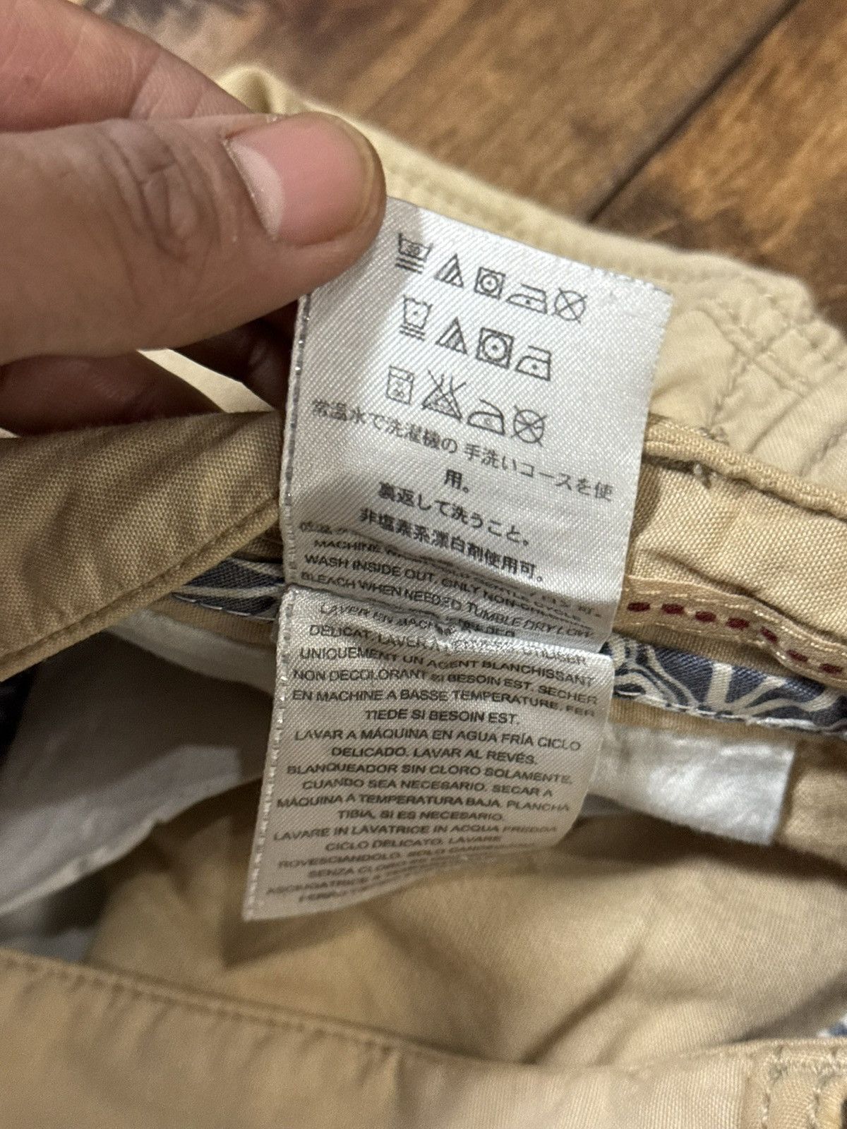 Guess GUESS Men's Classic Khaki Cargo Shorts Size US 30 / EU 46 - 8 Thumbnail