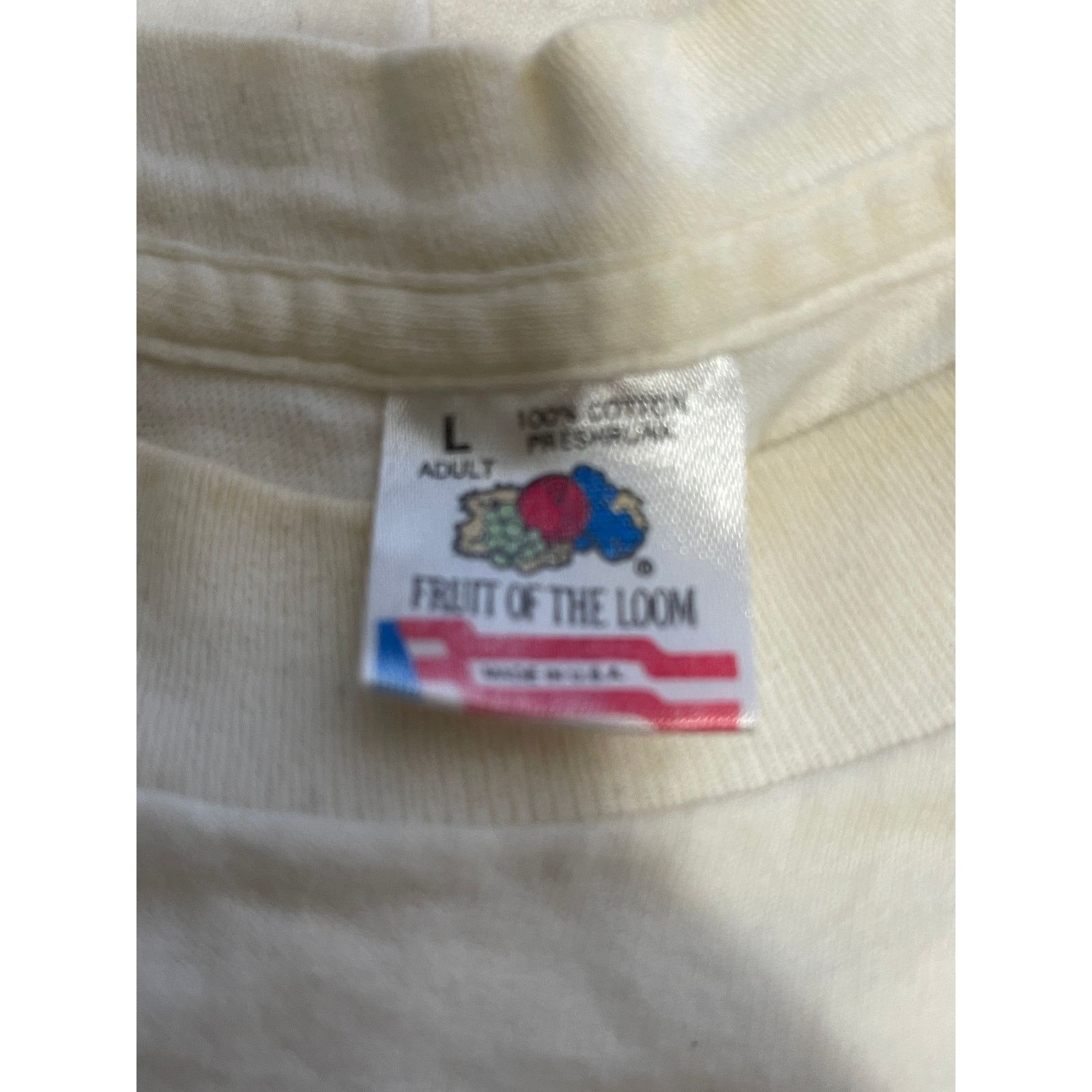 Vintage Vintage 90's Nature Can't Be Restocked Graphic T-Shirt Size US L / EU 52-54 / 3 - 10 Thumbnail