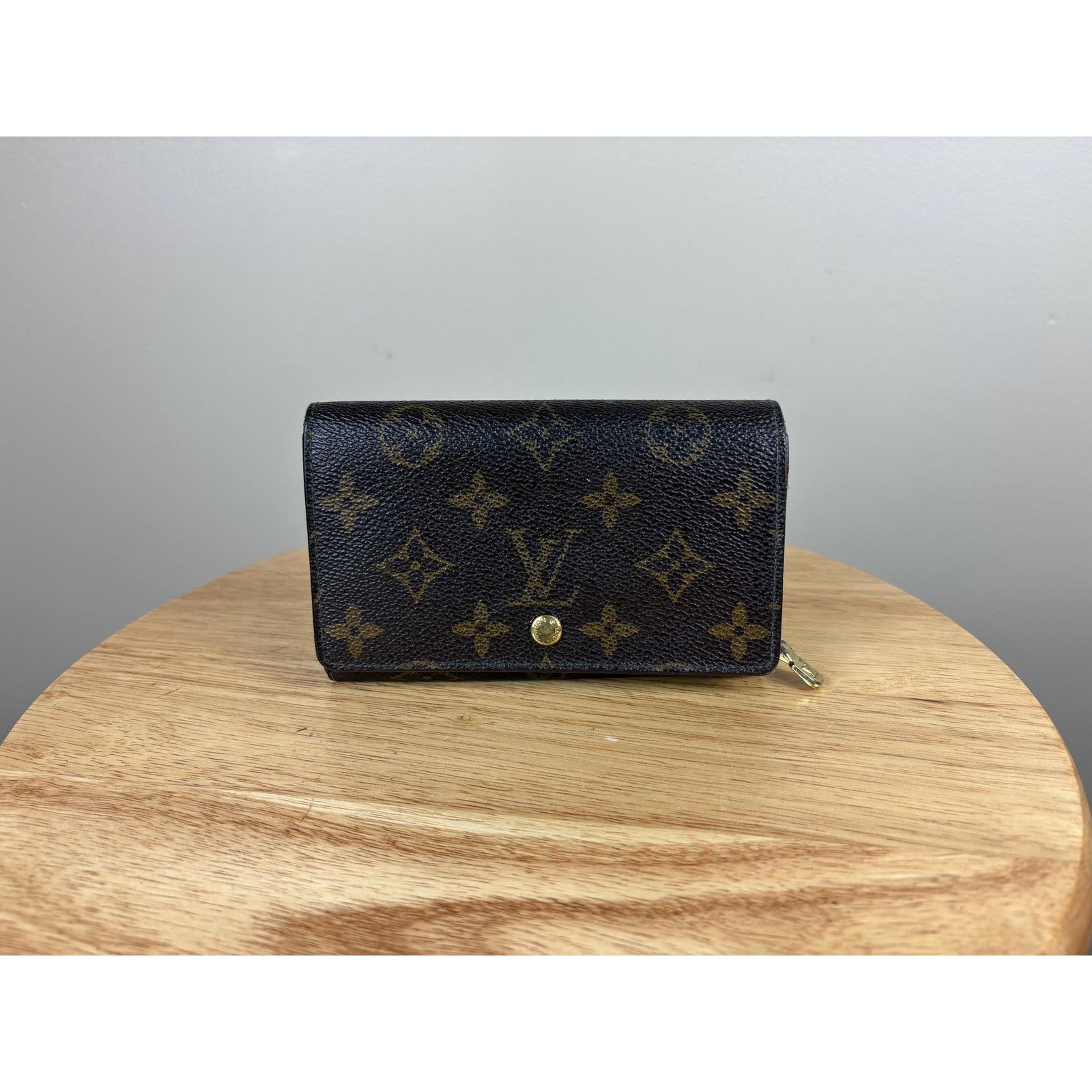Louis Vuitton Louis Vuitton Vintage Monogram Porte Monnaie Wallet Size ONE SIZE - 1 Thumbnail
