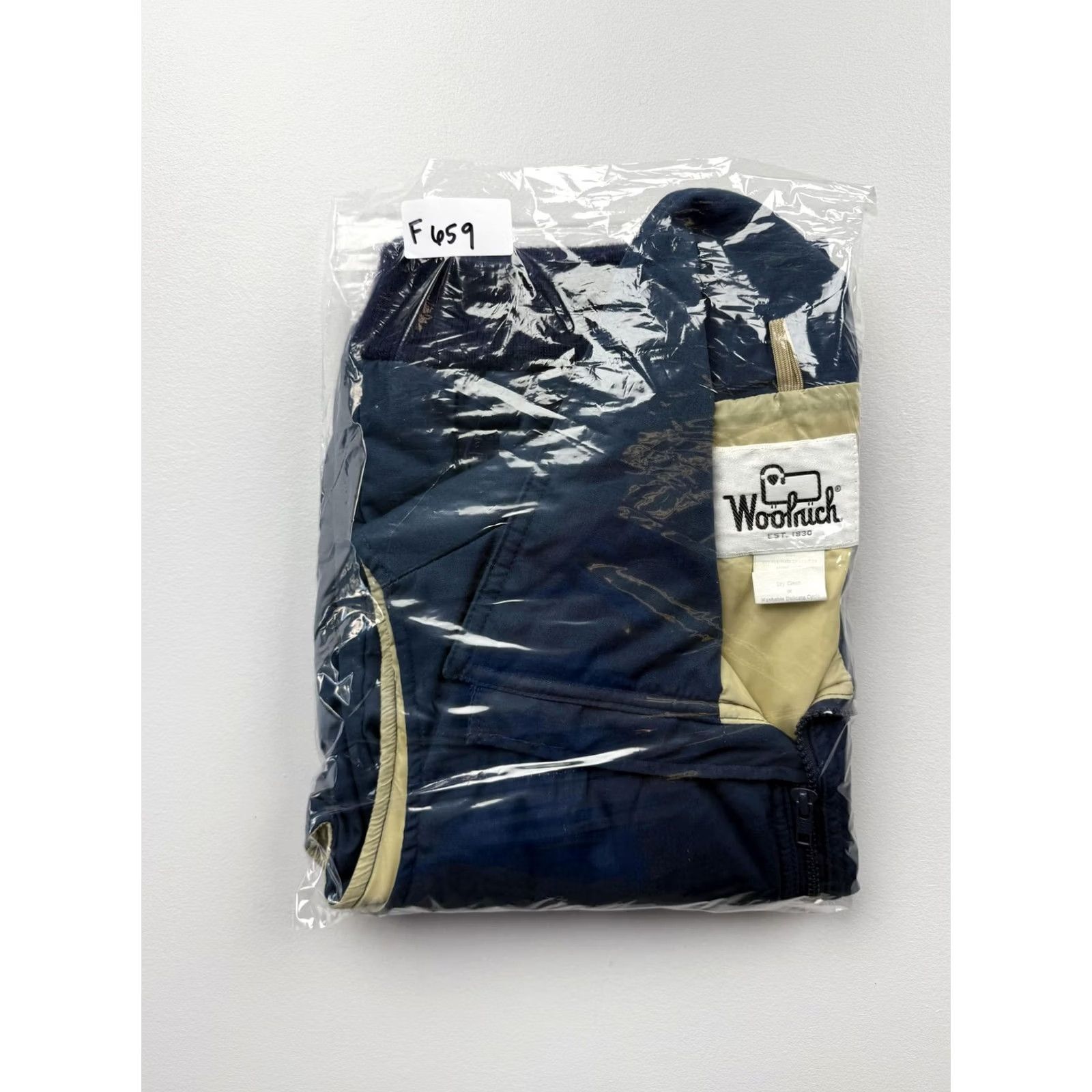 Vintage VINTAGE Woolrich Vest Mens M Blue Quilted Full Zip Insulated Pockets Canvas Woolrich USA Vest Mens M Blue Quilted Full Zip Insulated Pockets Canvas Size US M / EU 48-50 / 2 - 6 Thumbnail