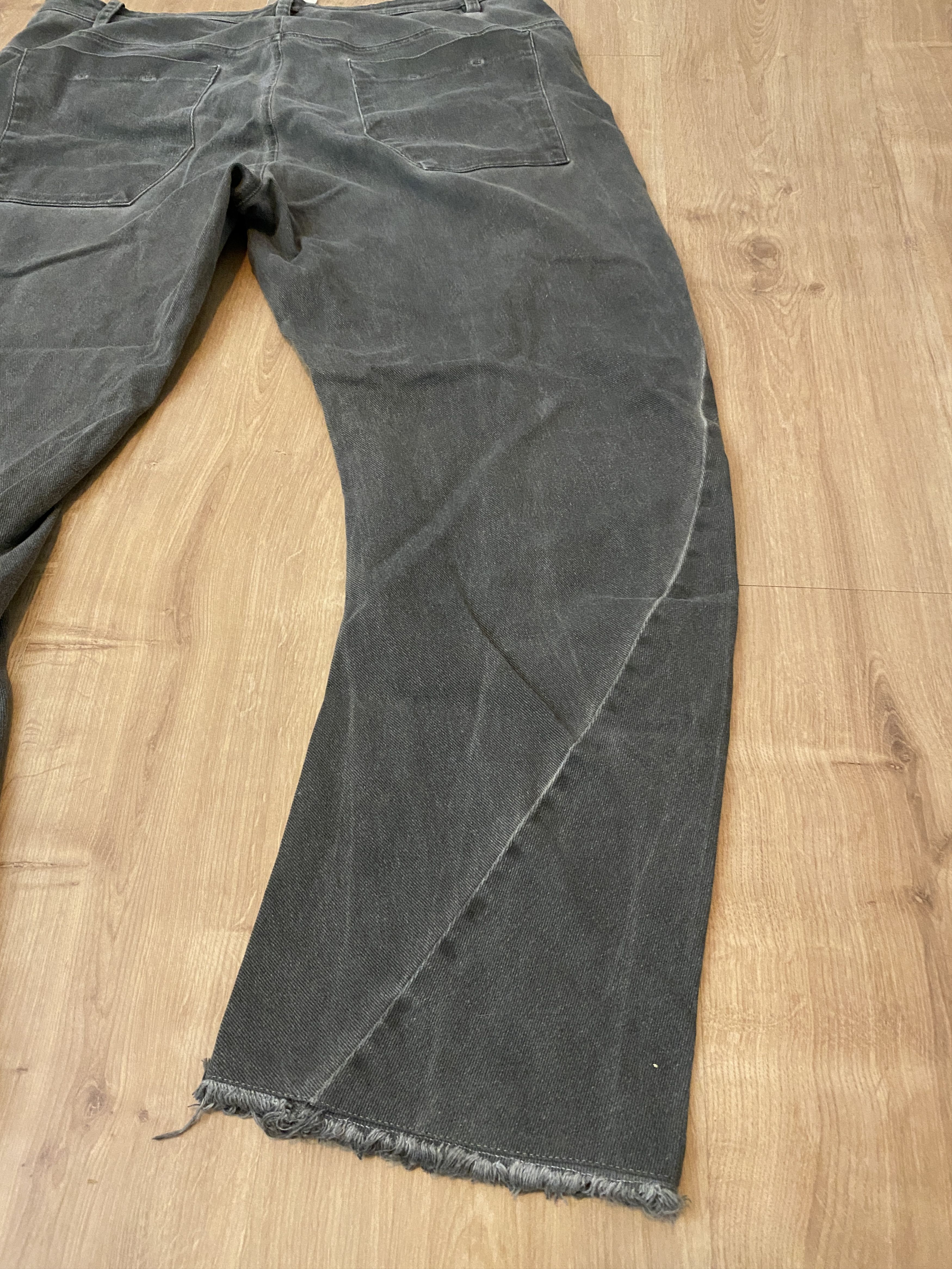 Lost & Found Ria Dunn Lost & Found Ria Dunn Rooms XL Gray Bias cut frayed denim Size US 38 / EU 54 - 8 Thumbnail