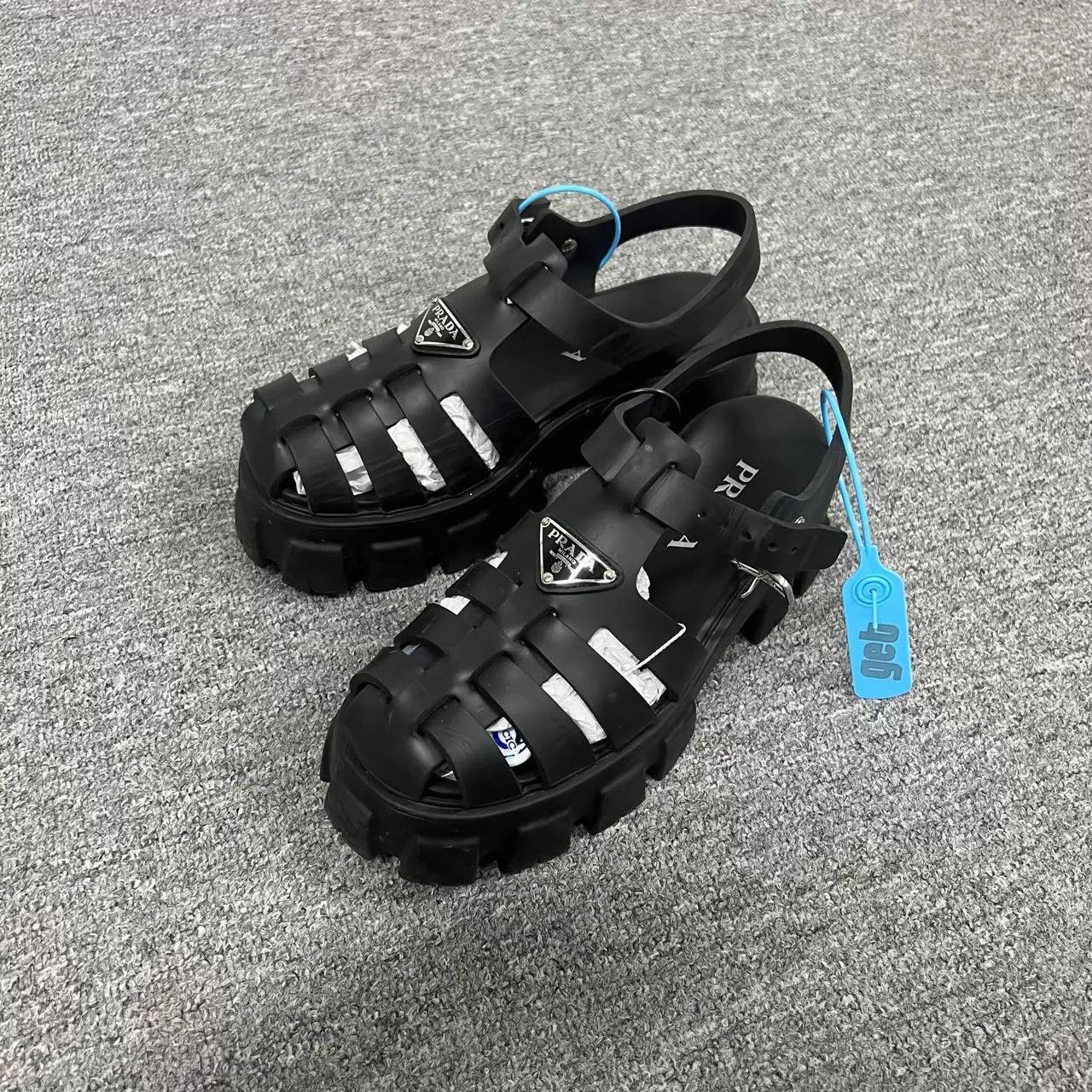 Prada Prada Triangle Logo Platform Roman Sandal 39EU 99NM Size US 8.5 / IT 38.5 - 1 Thumbnail