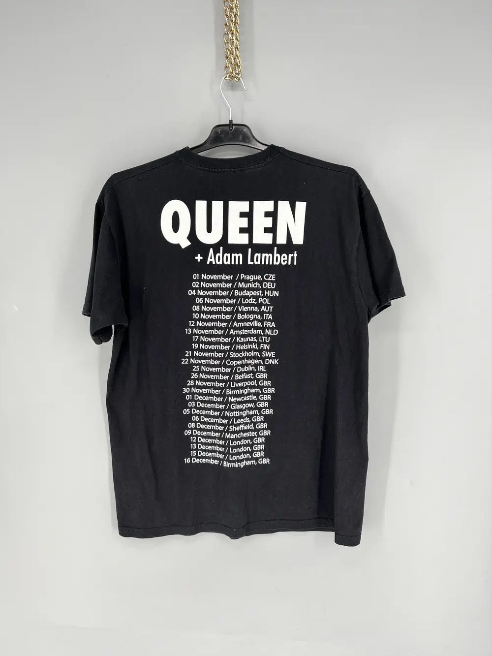 Band Tees Vtg Queen + Adam Lambert Live in Concert Tee Punk Rock Band Size US L / EU 52-54 / 3 - 8 Thumbnail