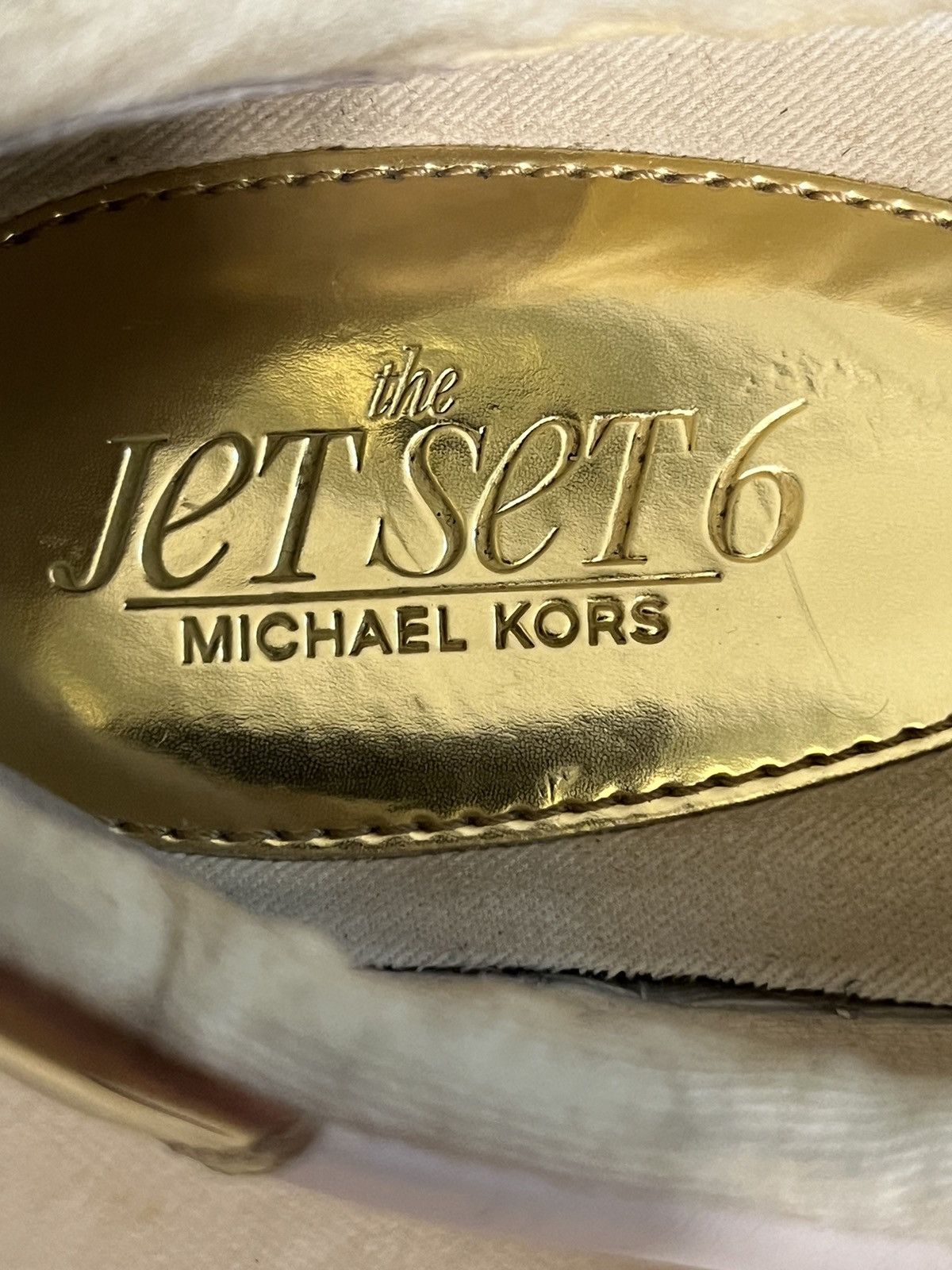 Michael Kors Michael Kors white and gold tennis shoes size 11 Size US 11 / IT 41 - 8 Thumbnail