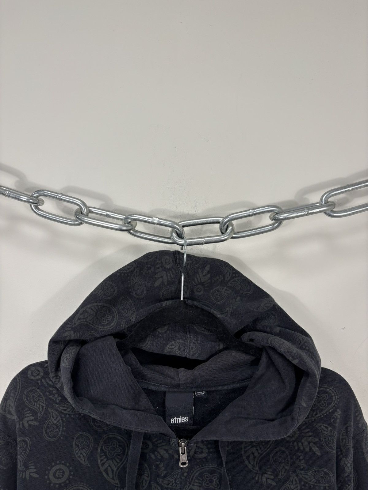 Etnies Vintage Etnies Y2K Paisley Print Skateboard Zip Up Hoodie Size US M / EU 48-50 / 2 - 5 Thumbnail