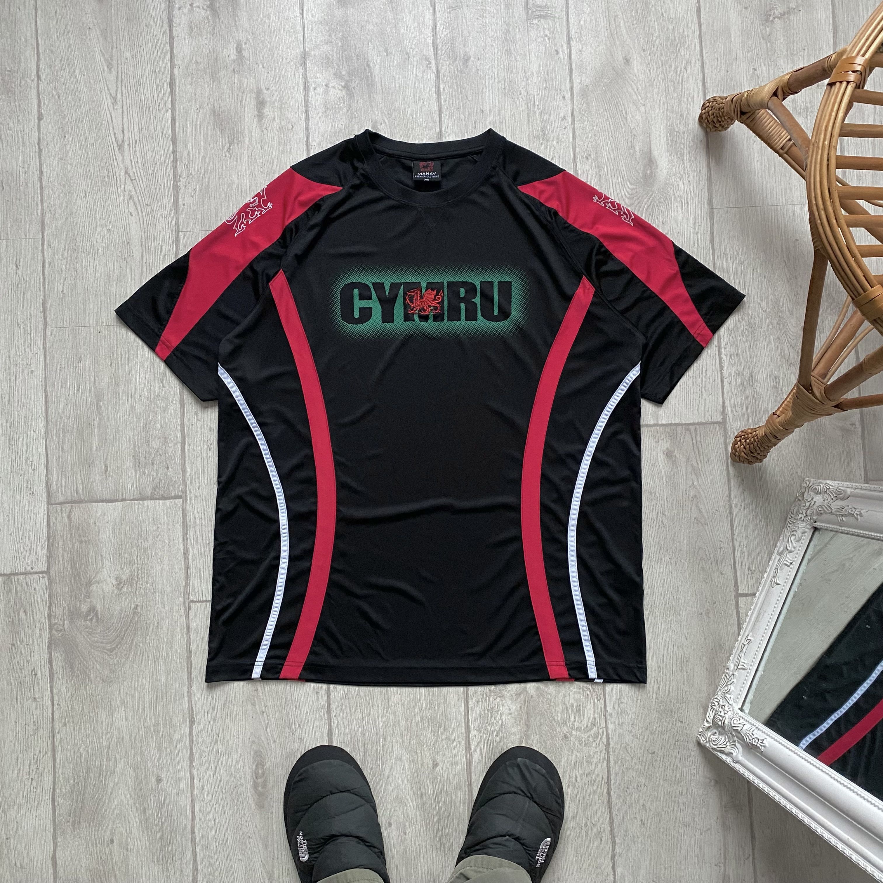 Cotton Traders 🏈 Rare Wales Cymru Rugby Traning shirt jersey Blockore Size US XXL / EU 58 / 5 - 1 Thumbnail