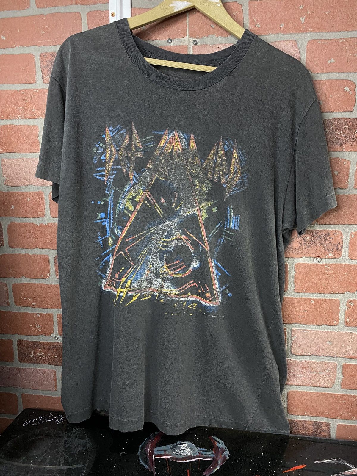 Band Tees Vintage 90’s Def Leppard Band Tee Shirt Large Size US L / EU 52-54 / 3 - 1 Thumbnail