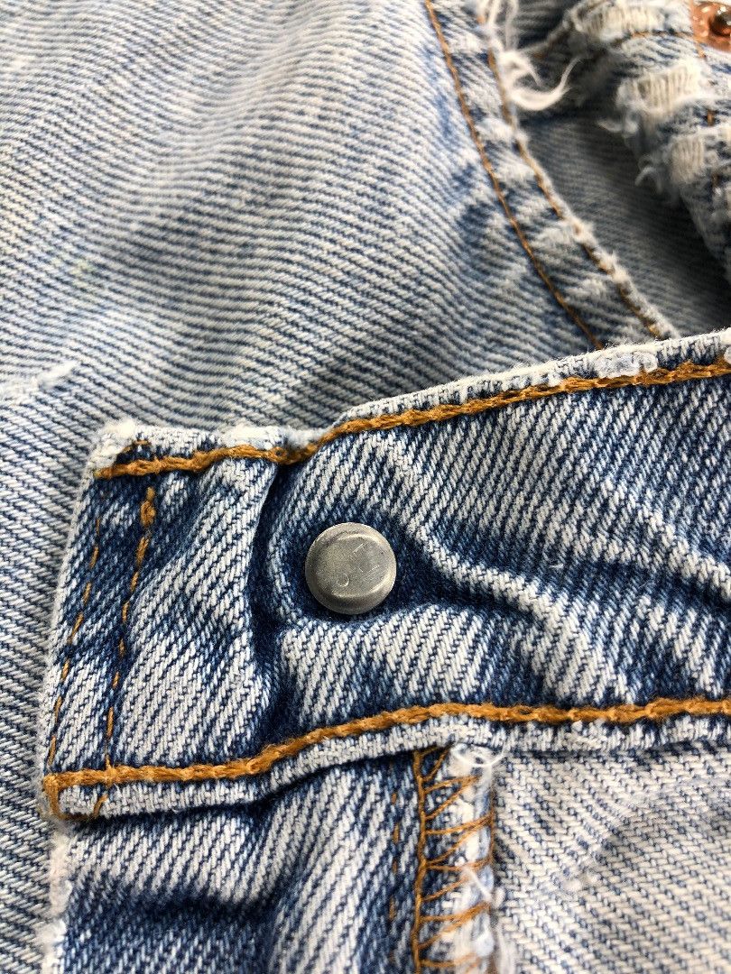 Levi's Vintage Light Wash Levis 505 Jeans-JM774 Size US 36 / EU 52 - 8 Thumbnail