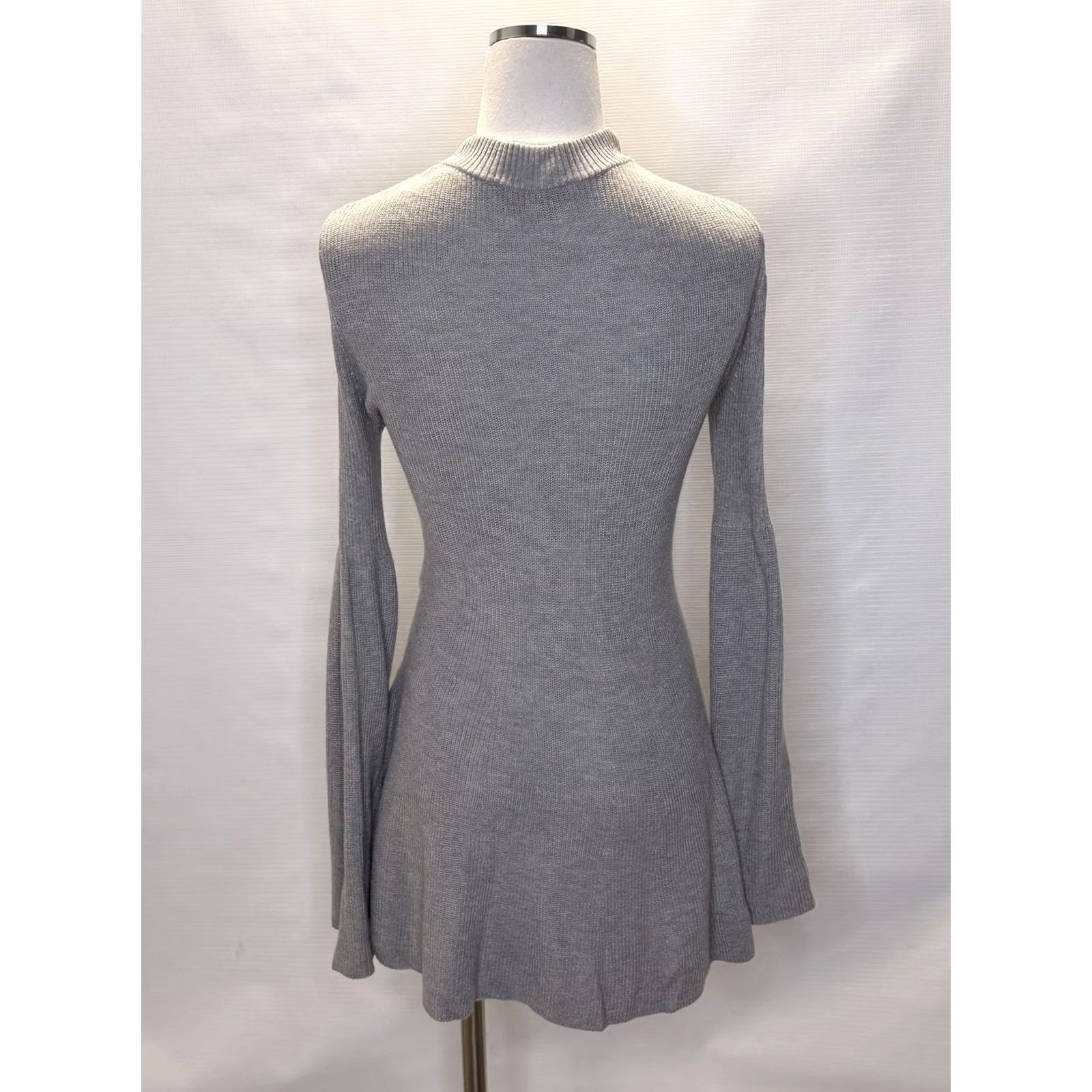Vintage Laurie Felt Sweater Womens Medium Gray Mock Neck Tunic Long Bell Sleeve Knit Size M / US 6-8 / IT 42-44 - 3 Thumbnail