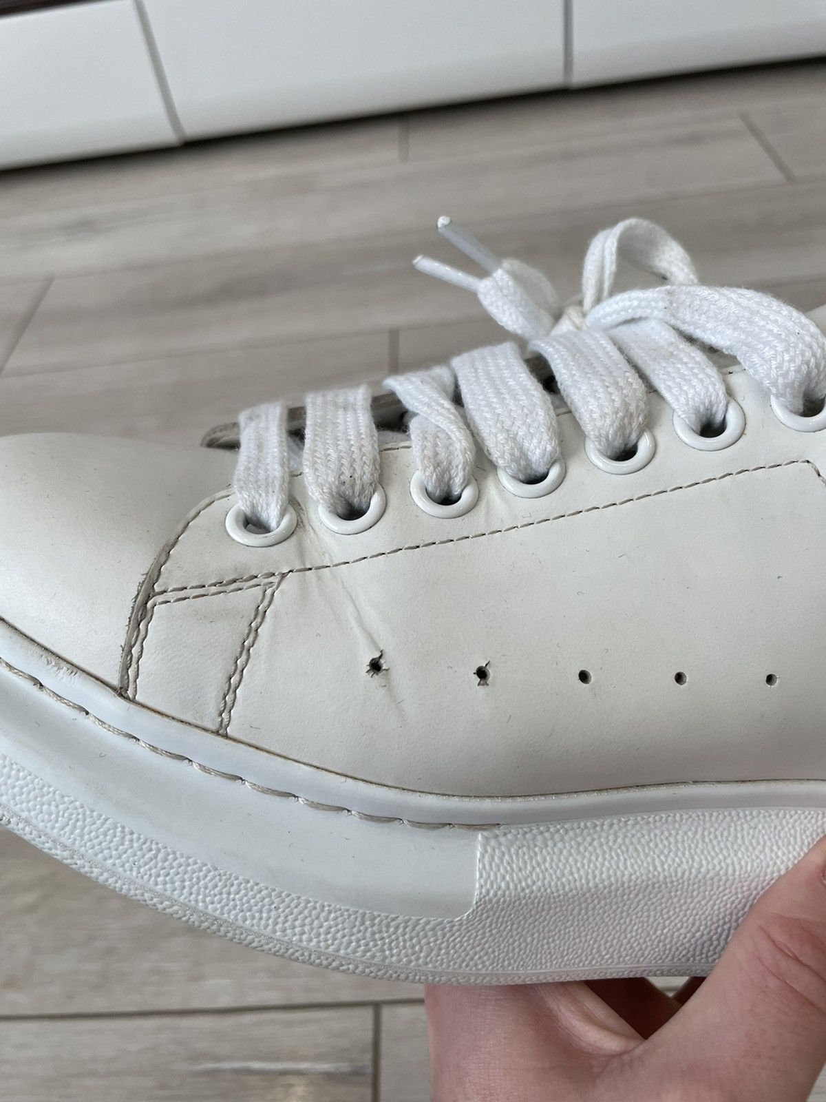 Alexander McQueen Alexander McQueen's Oversized leather sneakers Size US 9 / IT 39 - 17 Thumbnail
