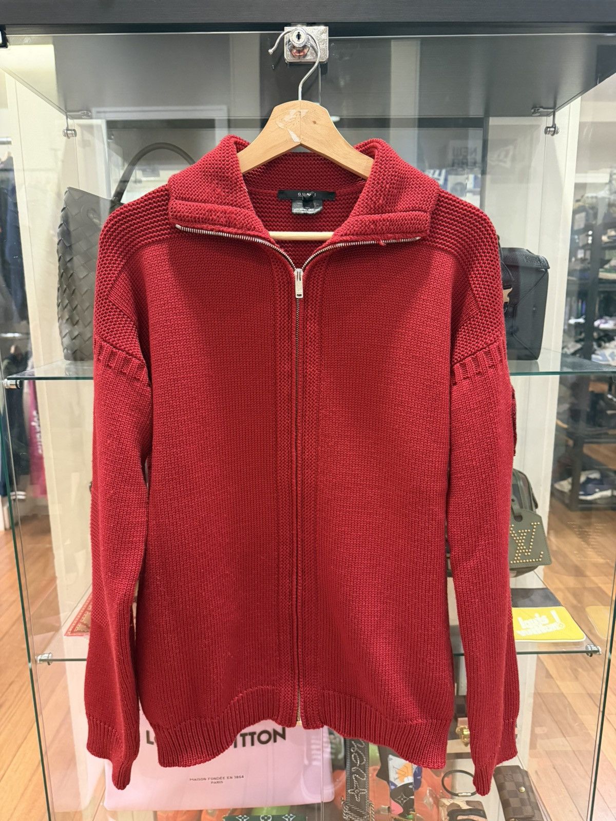 Gucci Gucci Knights Crest Knit Zip Up - Red Size US L / EU 52-54 / 3 - 1 Thumbnail