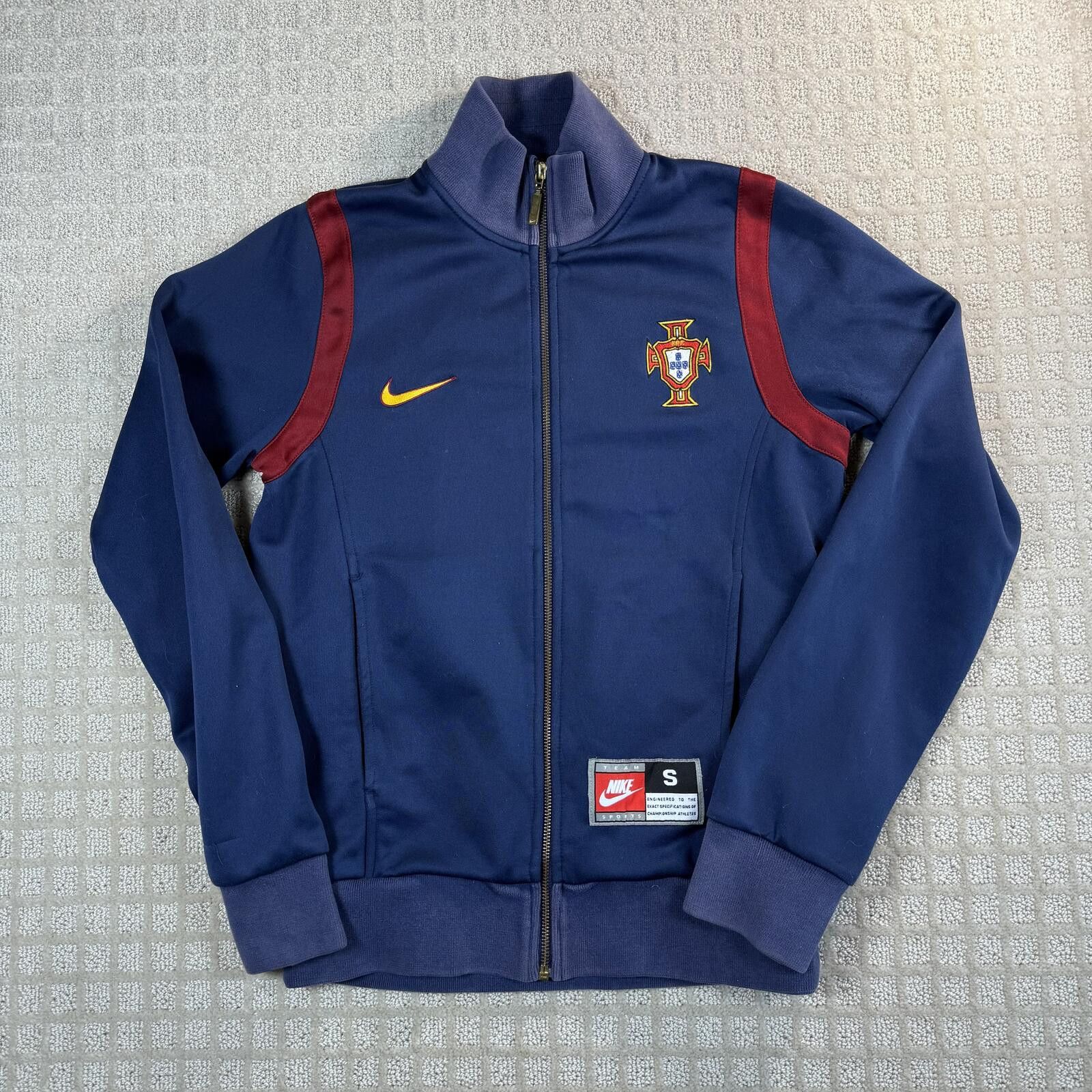 Nike Y2K Nike Portugal Soccer Track Jacket Small Navy Red Size US S / EU 44-46 / 1 - 1 Thumbnail