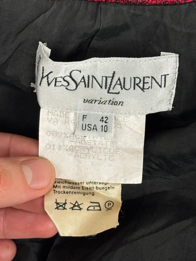 Yves Saint Laurent 1990s Yves Saint Laurent Bordeaux Flowers Cardigan Buttoned Jacket Size S / US 4 / IT 40 - 10 Thumbnail