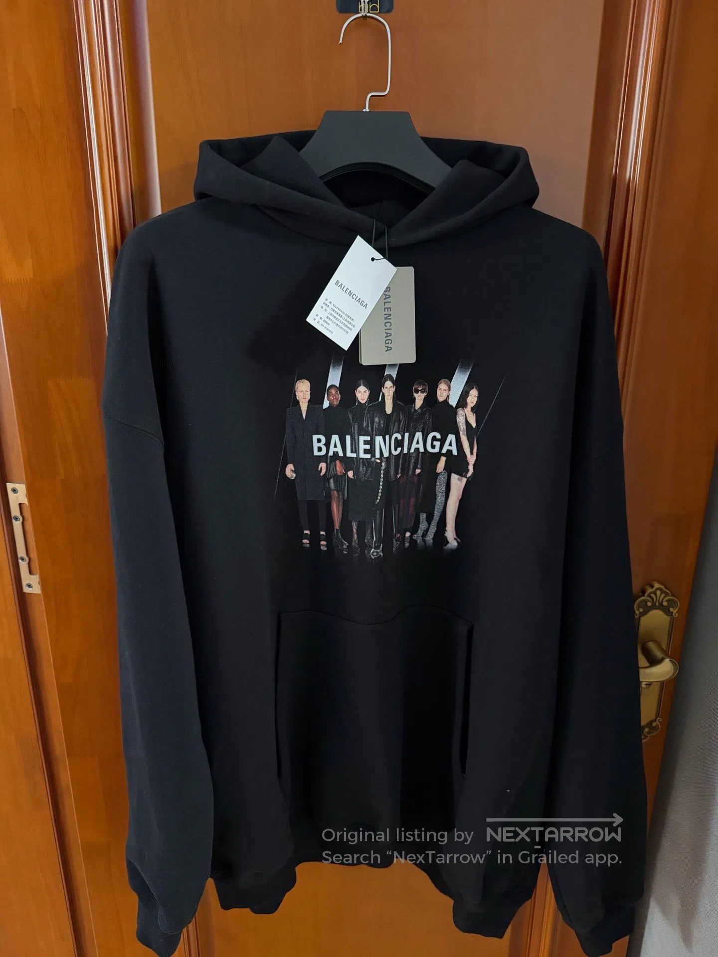 Balenciaga Balenciaga Black hooded sweatshirt with band portrait| Size US XXS / EU 40 - 1 Thumbnail