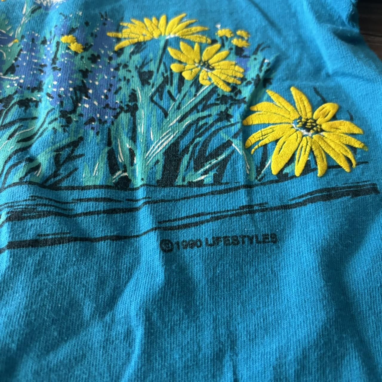 Vintage Crazy Vintage 90s Flower Garden Wrap Around Graphic Tee! Size XL Size US XL / EU 56 / 4 - 5 Thumbnail