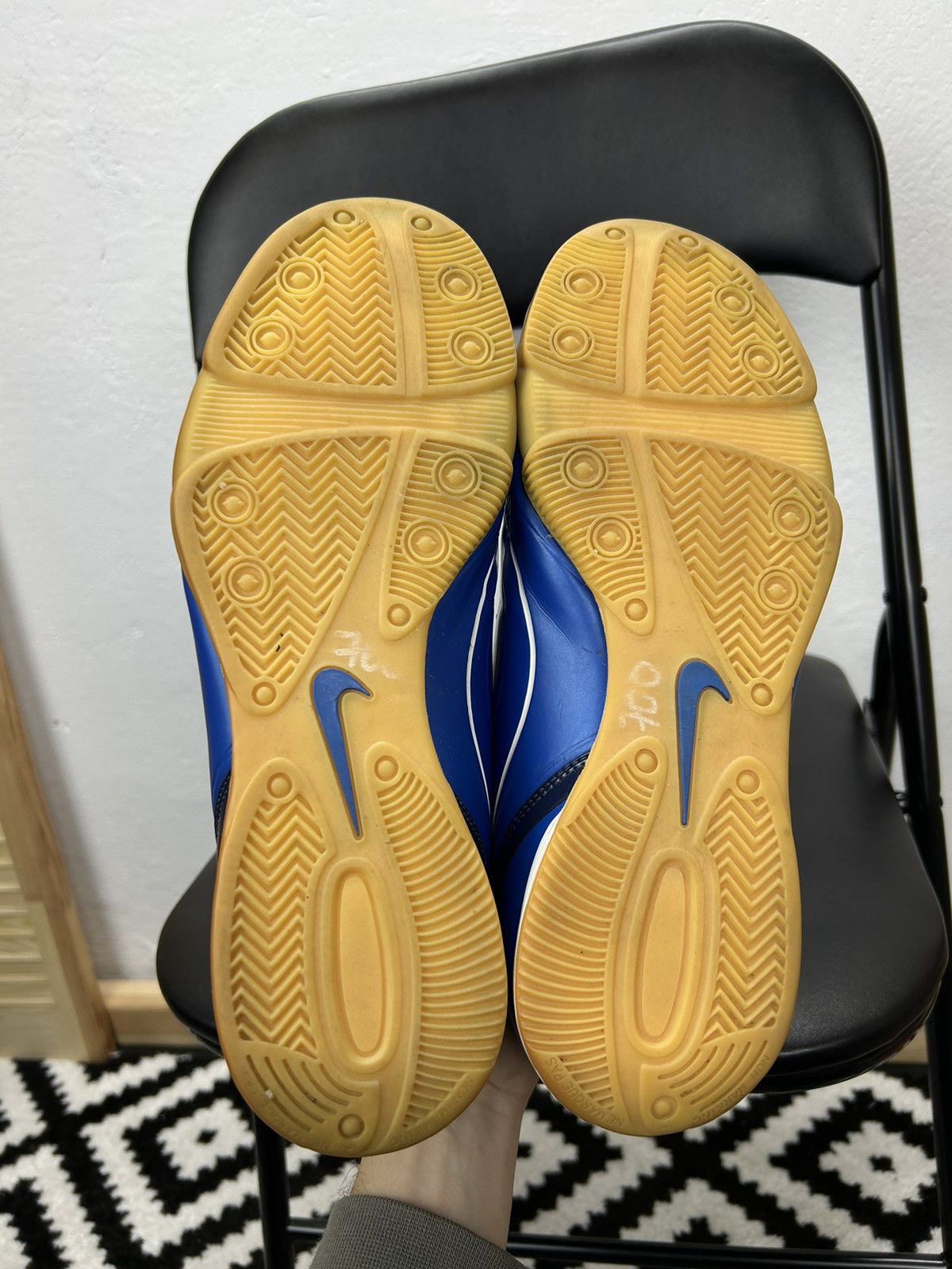 Nike × Vintage Nike Mercurial Vapor R9 TF Football Men’s Vintage Blue 2007 Size US 12 / EU 45 - 7 Thumbnail