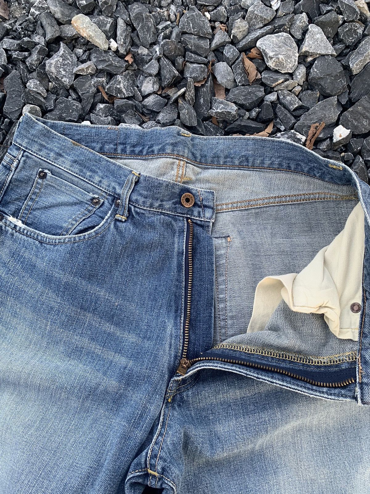 Japanese Brand VINTAGE EDWIN SELVEDGE 505 SELVEDGE DISTRESSED DENIM Size US 33 - 16 Thumbnail