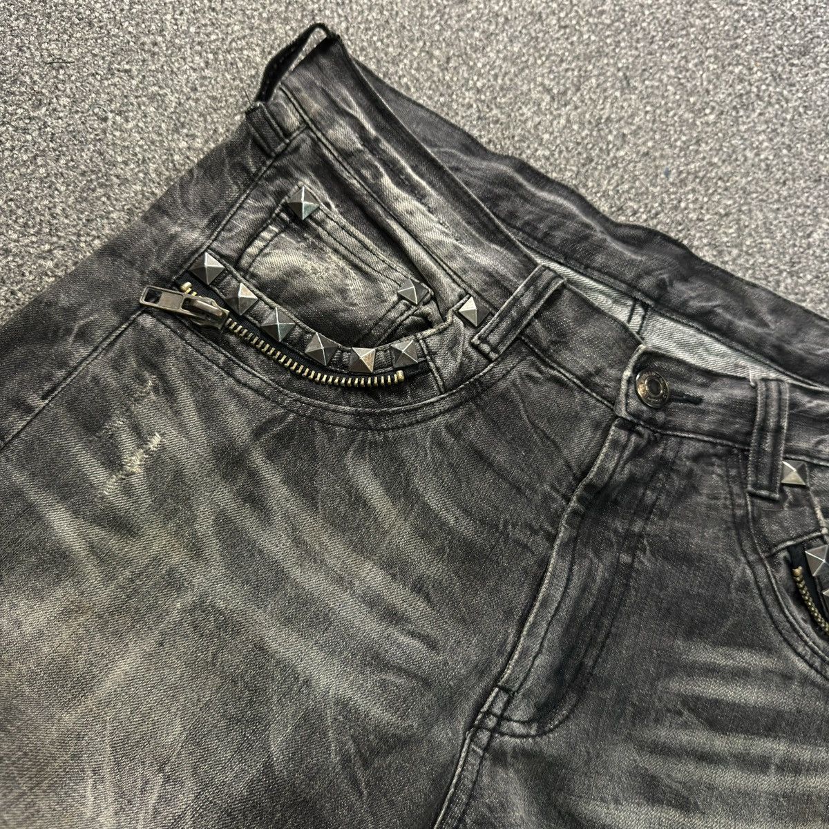 Hysteric Glamour Japanese Okayama Studded Distressed Denim LGB Hysteric Style Size US 34 / EU 50 - 13 Thumbnail