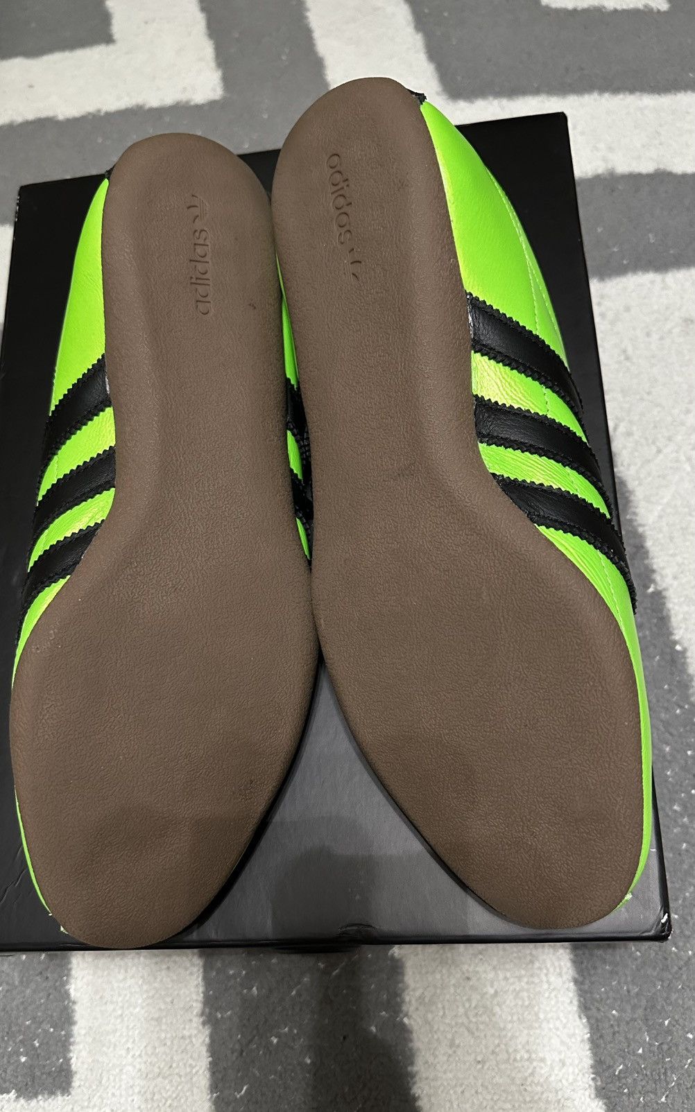 Adidas Adidas Tokyo Decon Solar Green (Men's 9/Women's 10) Size US 9 / EU 42 - 6 Thumbnail