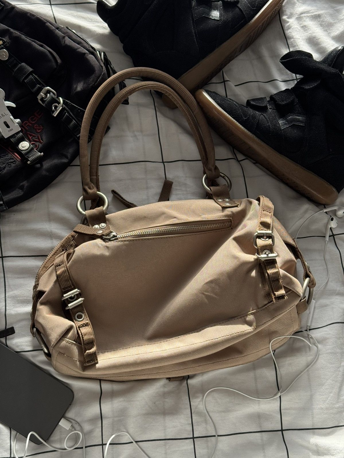 George Gina & Lucy Very Rare George Gina & lucy Y2k Alyx Bag Crossbody Handbag Size ONE SIZE - 9 Thumbnail