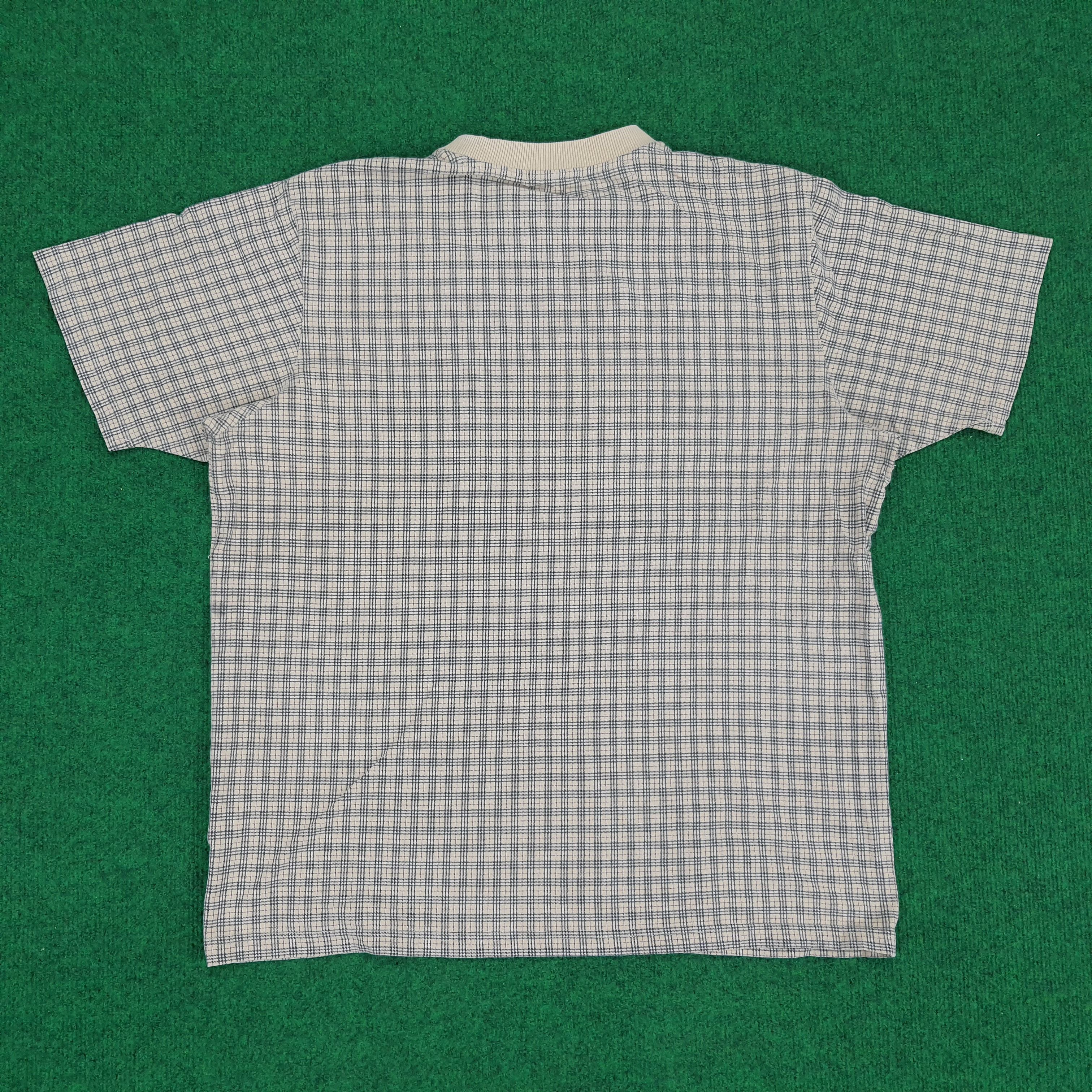 Burberry × Vintage Vintage Burberry London Pocket T-shirt Size US L / EU 52-54 / 3 - 3 Thumbnail