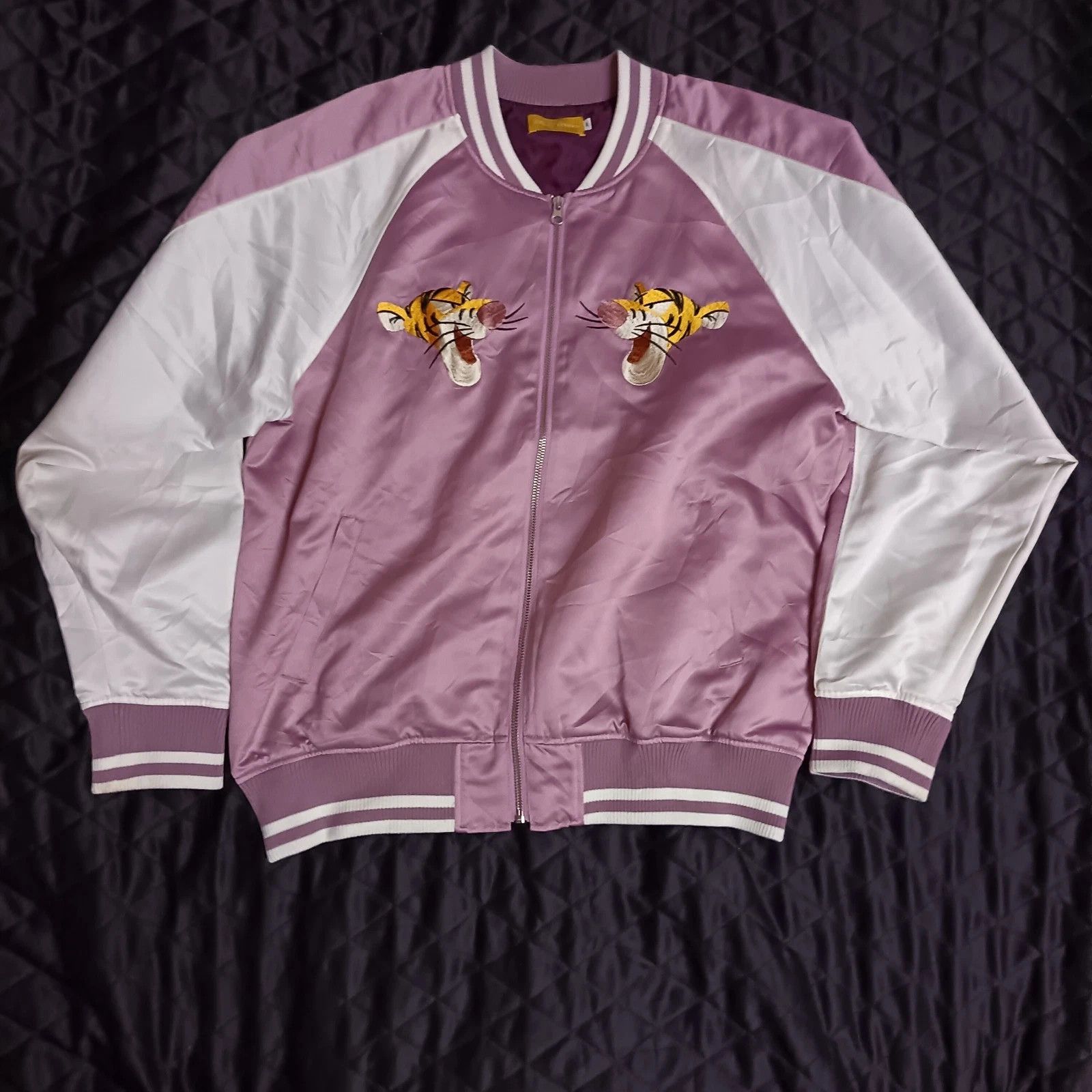 Disney Tokyo Disney Resort Tigger Varsity Jacket Sukajan Embroidery Size US L / EU 52-54 / 3 - 1 Thumbnail